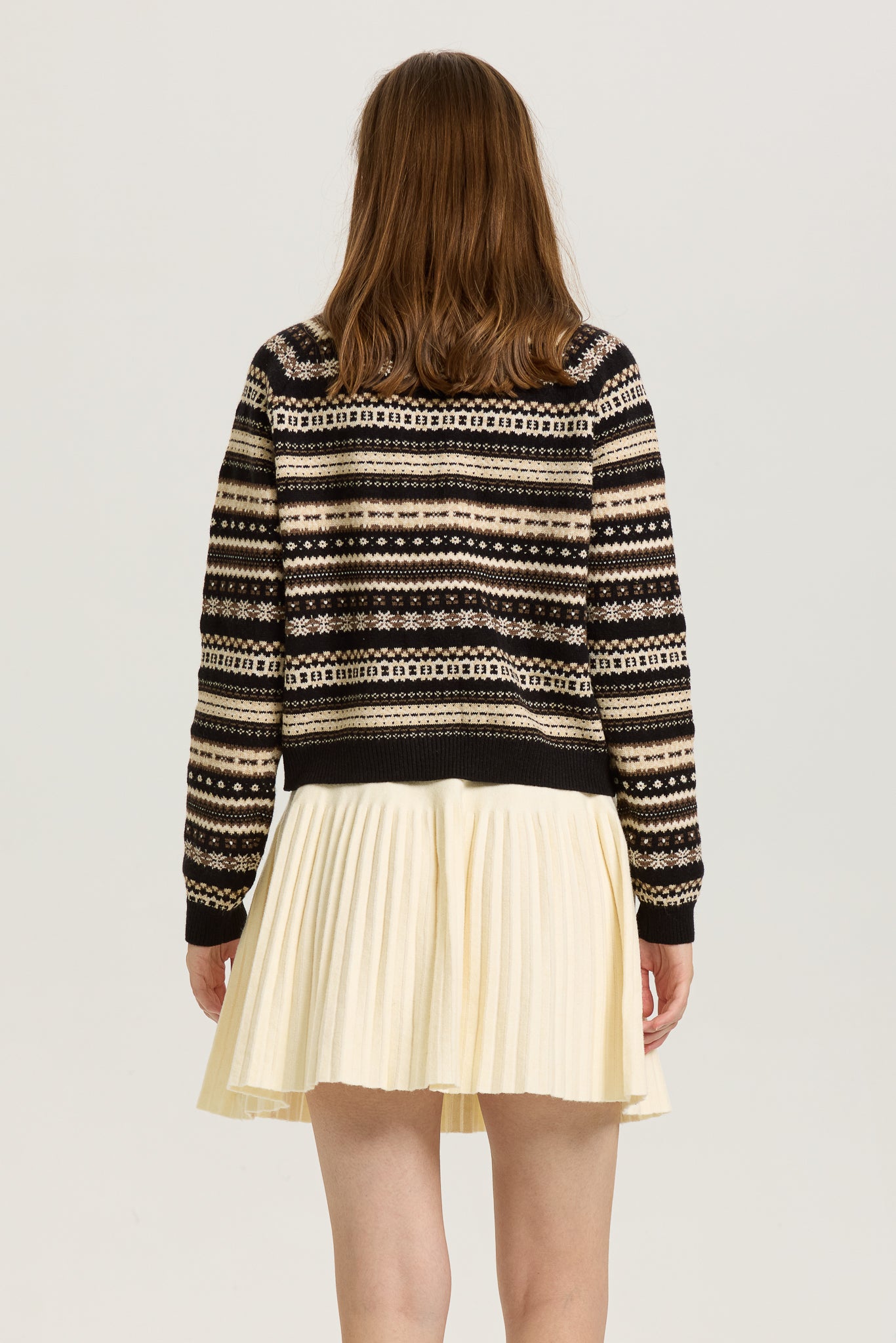 RP2621 - Black and Beige Fair Isle Button-Up Cardigan (2S-2M-2L)