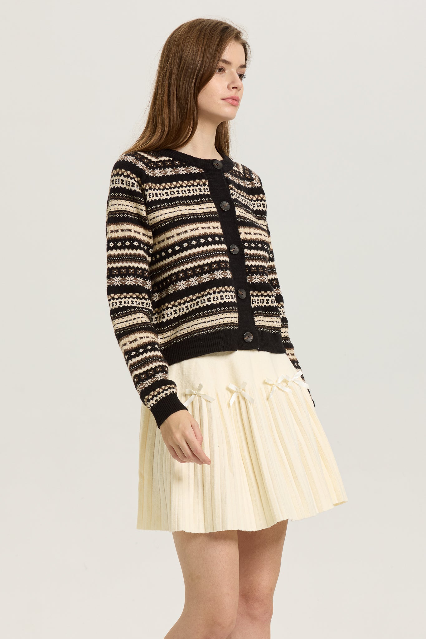 RP2621 - Black and Beige Fair Isle Button-Up Cardigan (2S-2M-2L)