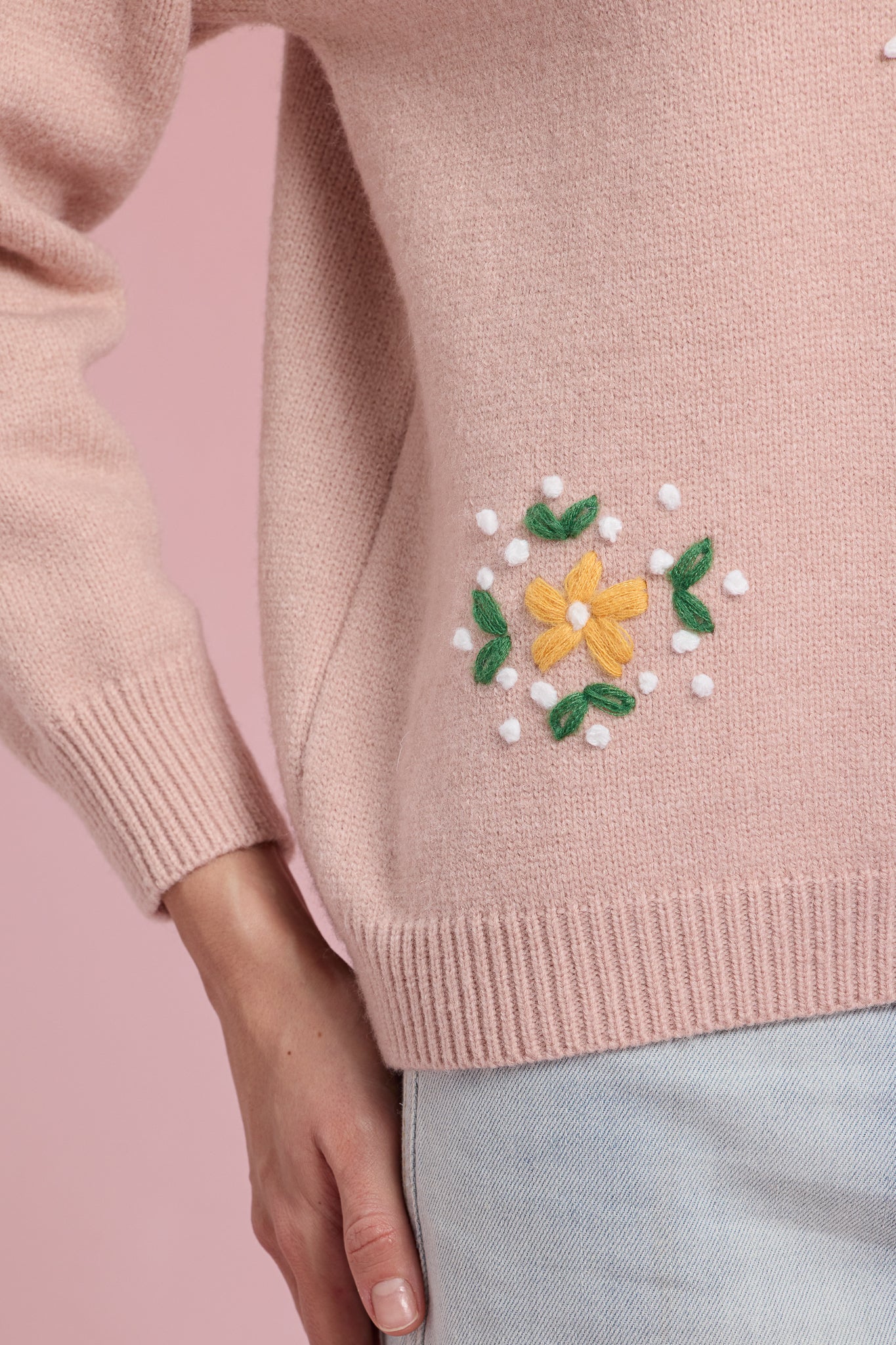 RP2428 - Light Pink Sweater with Embroidered Flowers (2S-2M-2L)