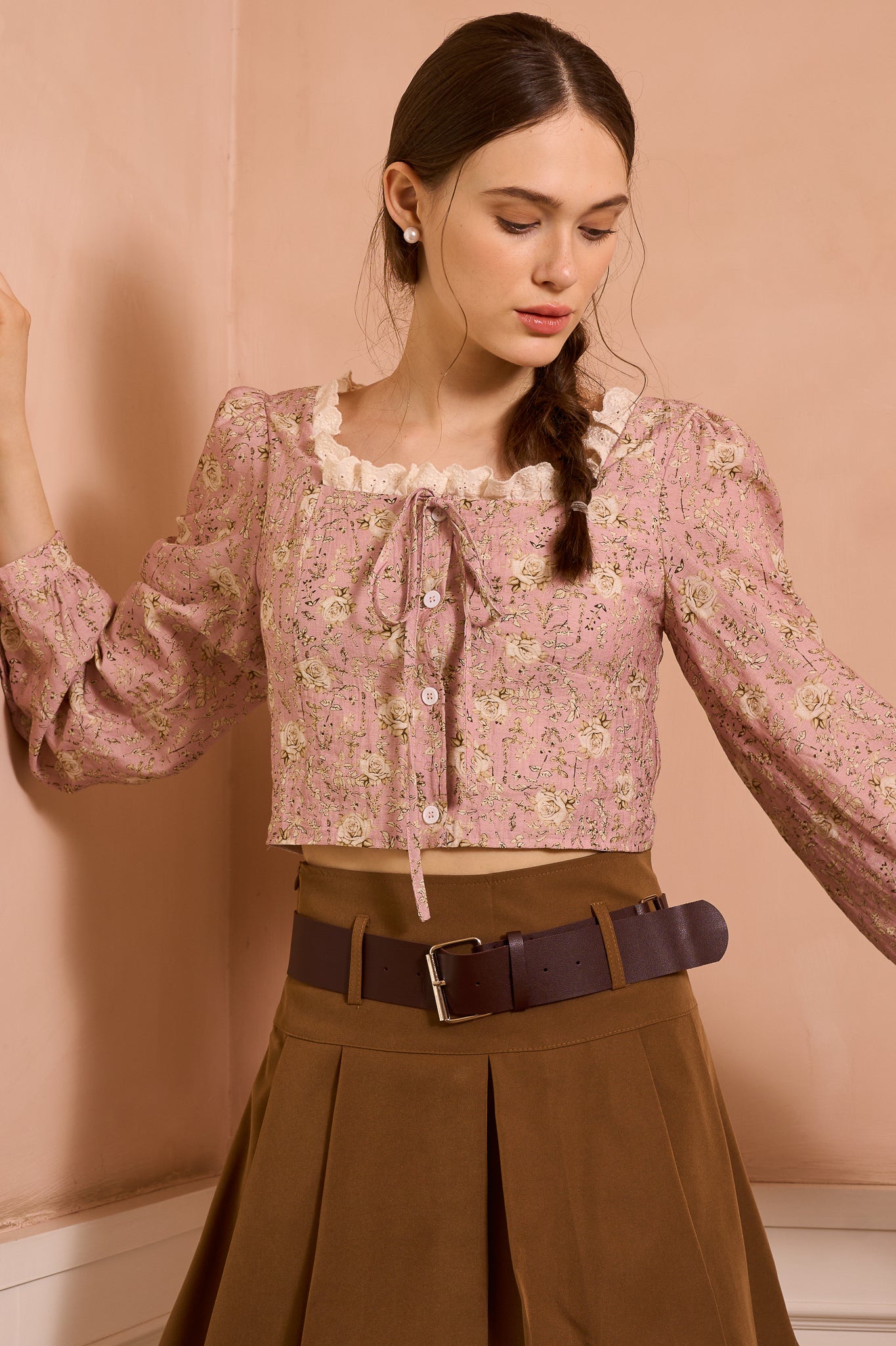 RP2497 - Retro-Inspired Floral Top with Ruffle and Lace Detail (2S-2M-2L)