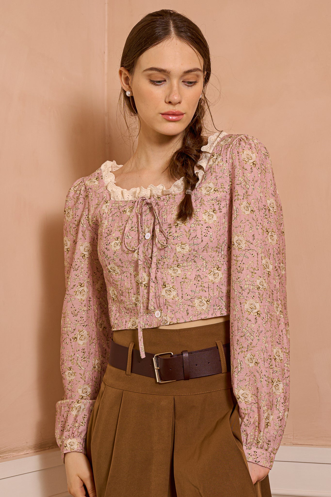 RP2497 - Retro-Inspired Floral Top with Ruffle and Lace Detail (2S-2M-2L)