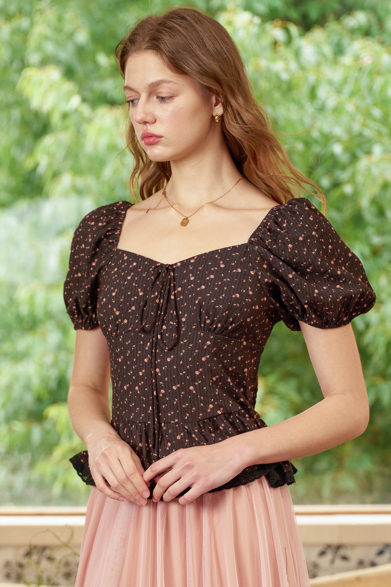 RP2874 - Black Petal Puff Blouse (2S-2M-2L)