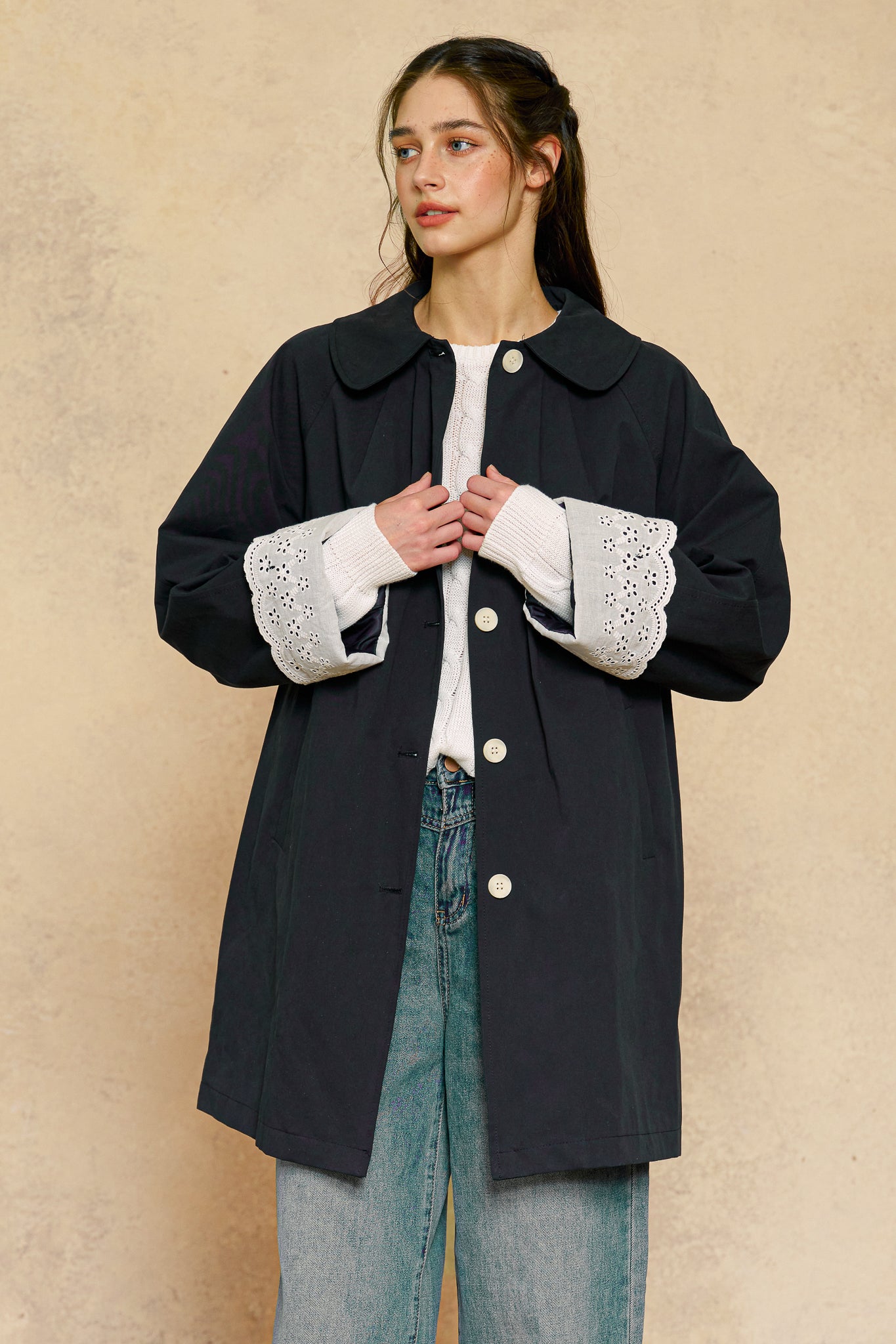 RP3056 - Scalloped Eyelet Cuff Coat (2S-2M-2L)