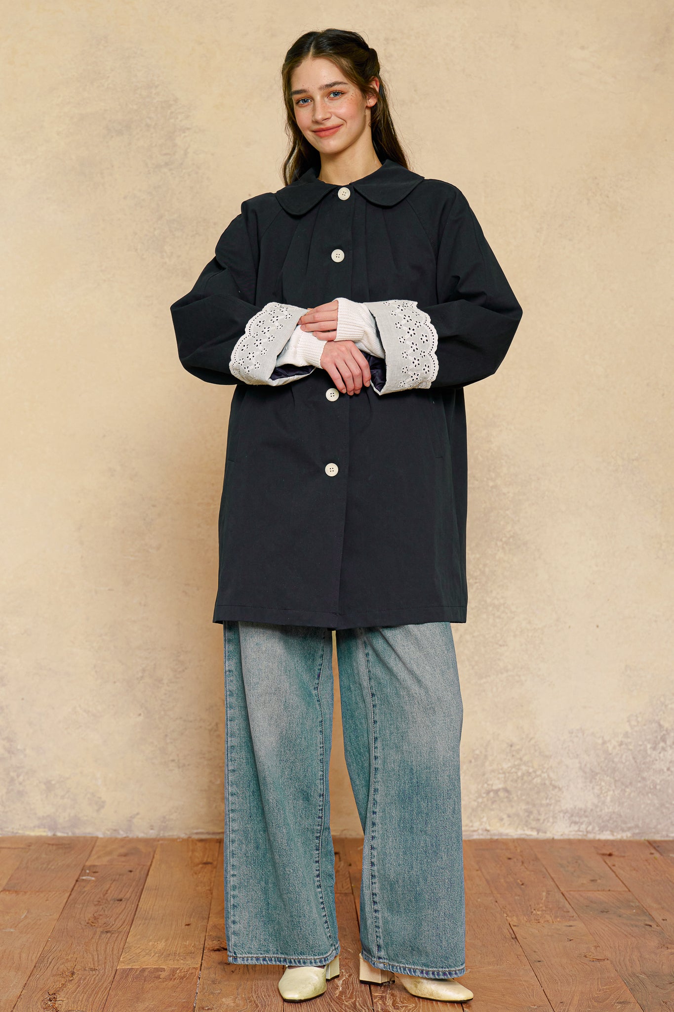 RP3056 - Scalloped Eyelet Cuff Coat (2S-2M-2L)