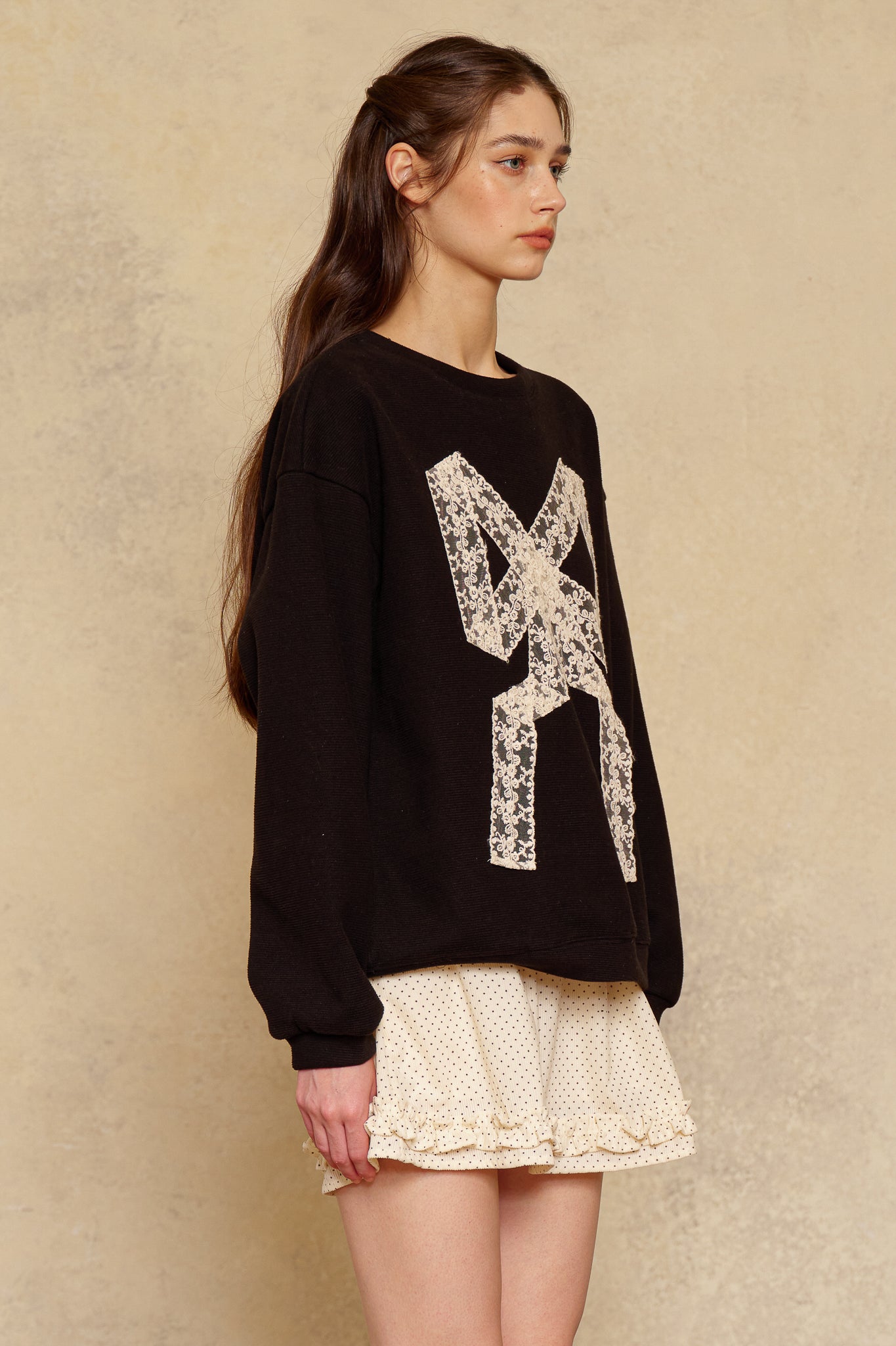 RP2908 - Oversized Lace Bow Sweatshirt (2S-2M-2L)