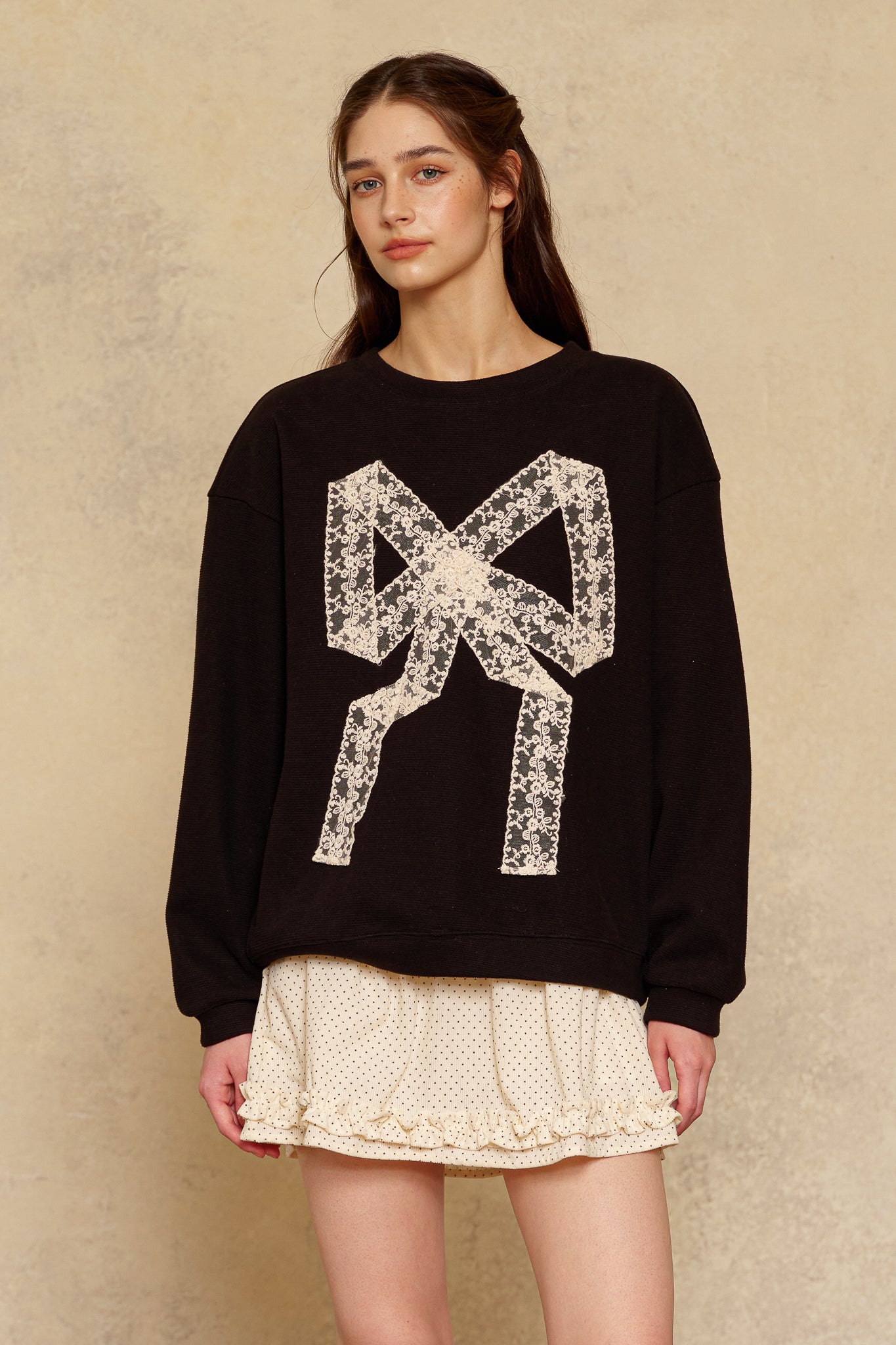 RP2908 - Oversized Lace Bow Sweatshirt (2S-2M-2L)