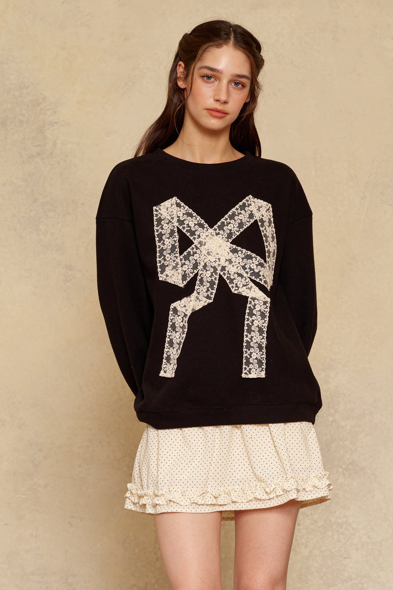RP2908 - Oversized Lace Bow Sweatshirt (2S-2M-2L)