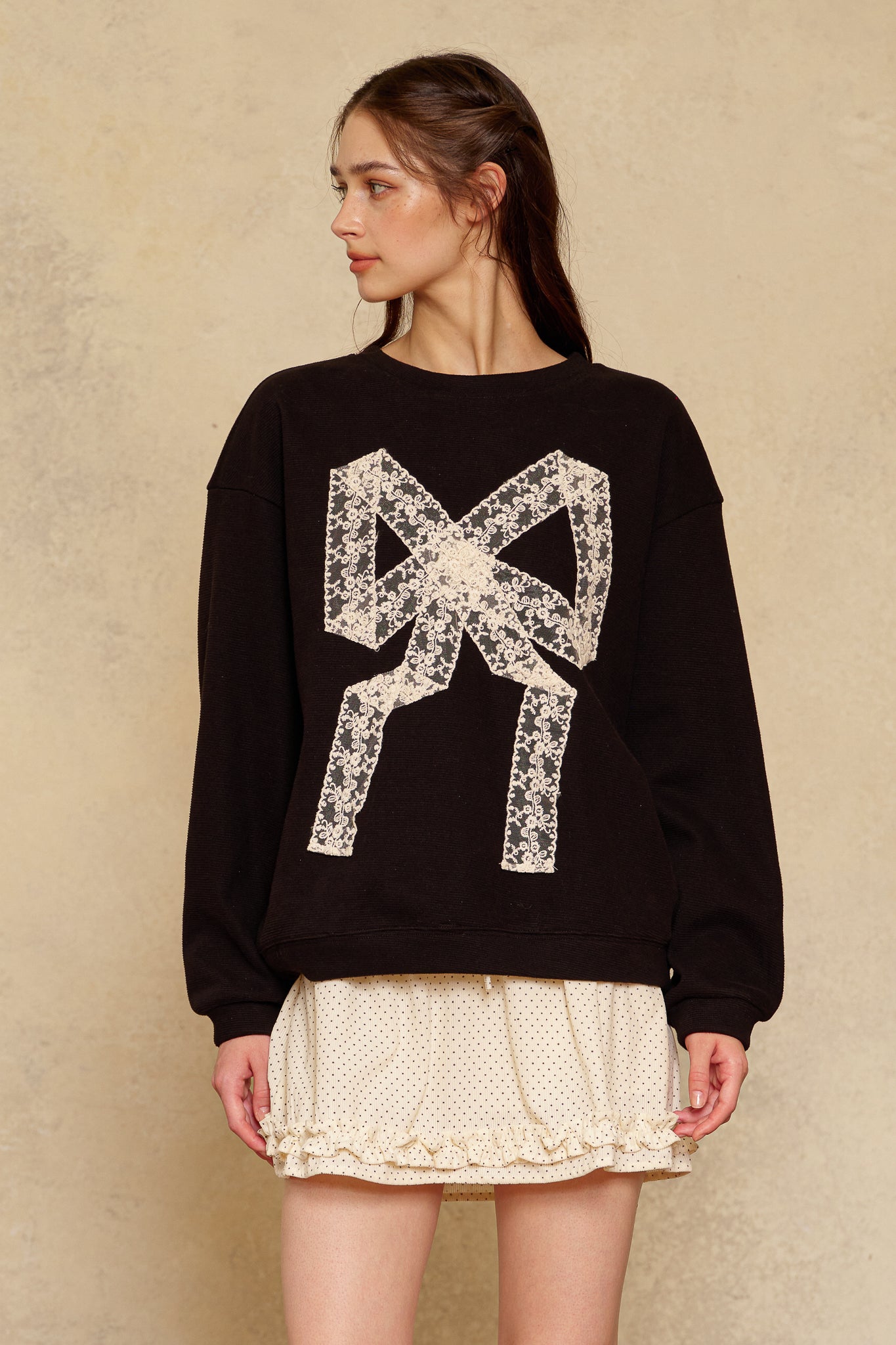 RP2908 - Oversized Lace Bow Sweatshirt (2S-2M-2L)