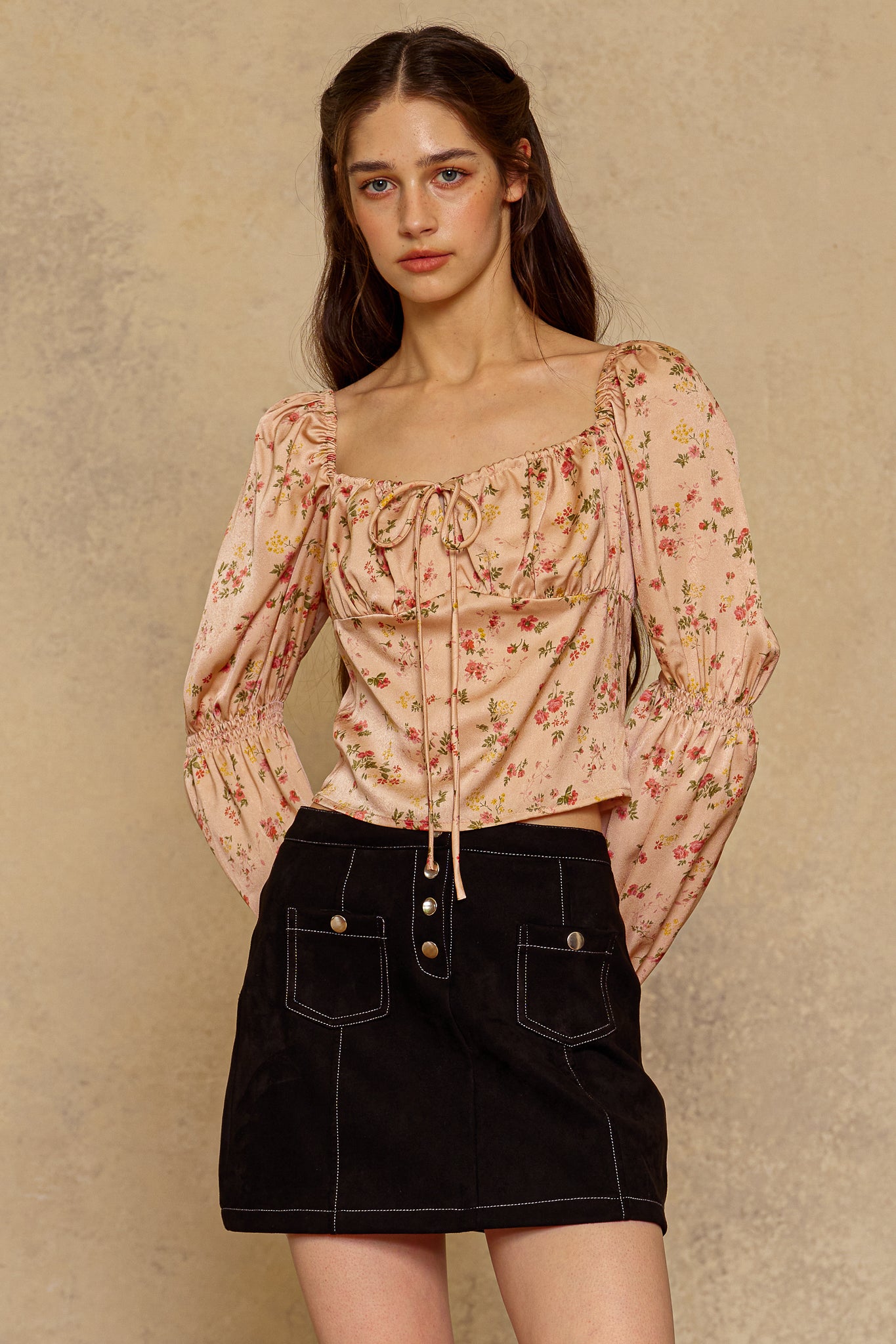 RP2302 - Peach Blossom Top (2S-2M-2L)