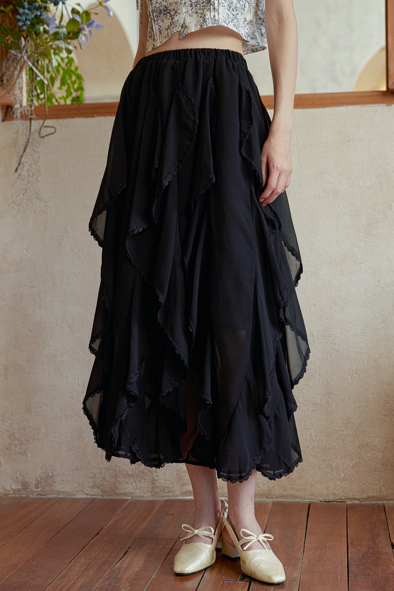 RP2978 - Black Cascading Petal Midi Skirt (2S-2M-2L)