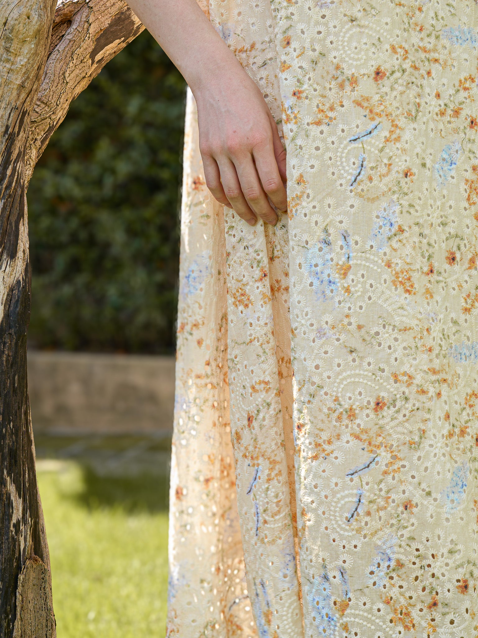 RP2318 - Blossom Eyelet Midi Dress (2S-2M-2L)