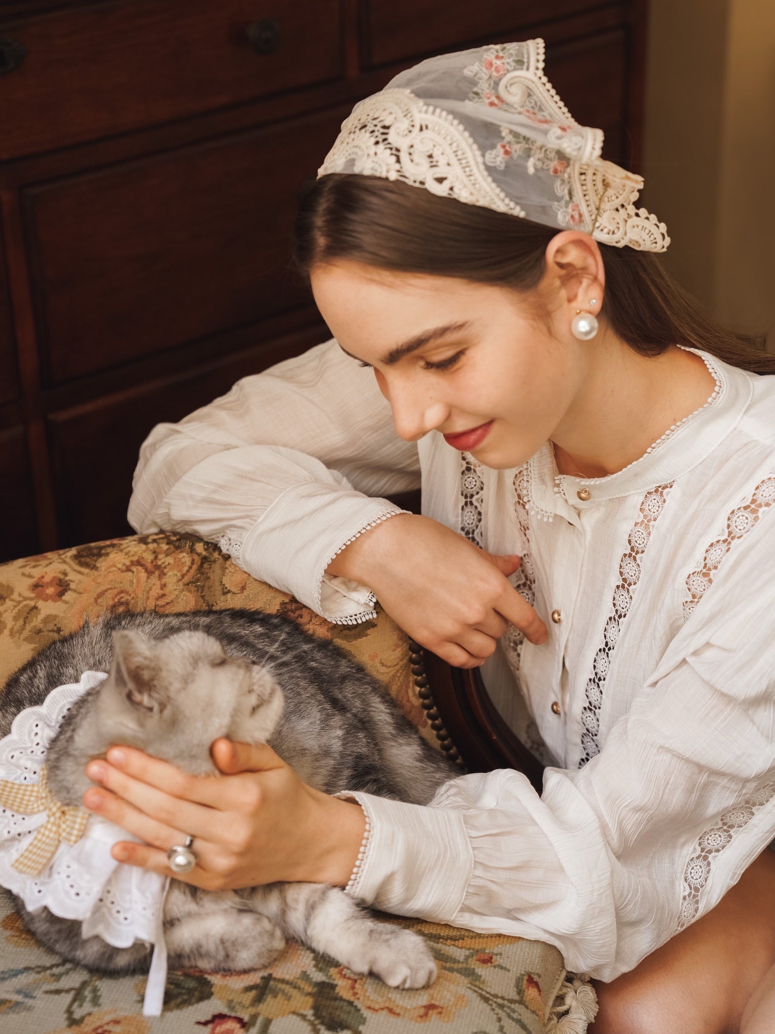 RP2225 - Vintage-Inspired Lace Trimmed Blouse (2S-2M-2L)