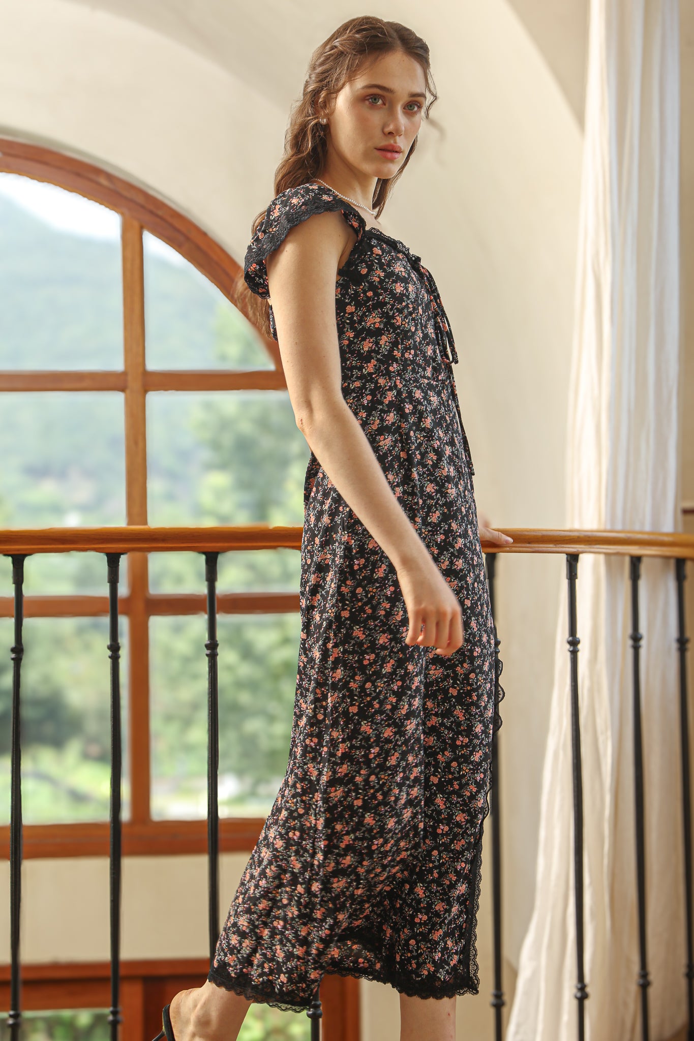RP2525 - Vintage Floral Midi Dress with Lace Detailing (2S-2M-2L)
