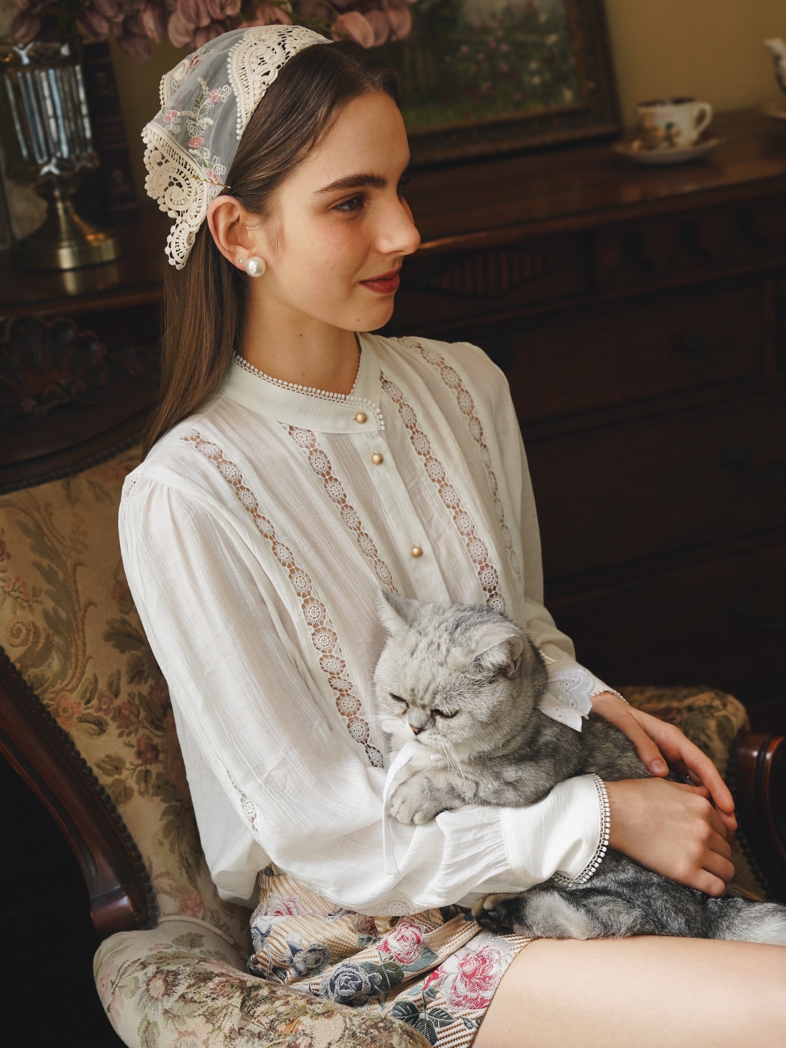 RP2225 - Vintage-Inspired Lace Trimmed Blouse (2S-2M-2L)