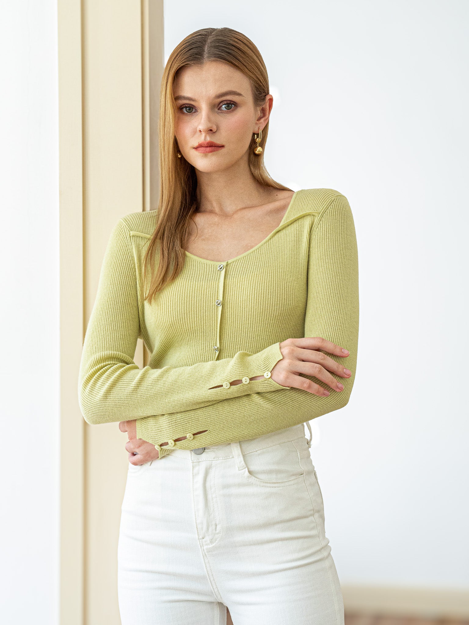 RP2139 - Wool Blend Ribbed Knit Top with Delicate Button Detail (3S-2M-1L)