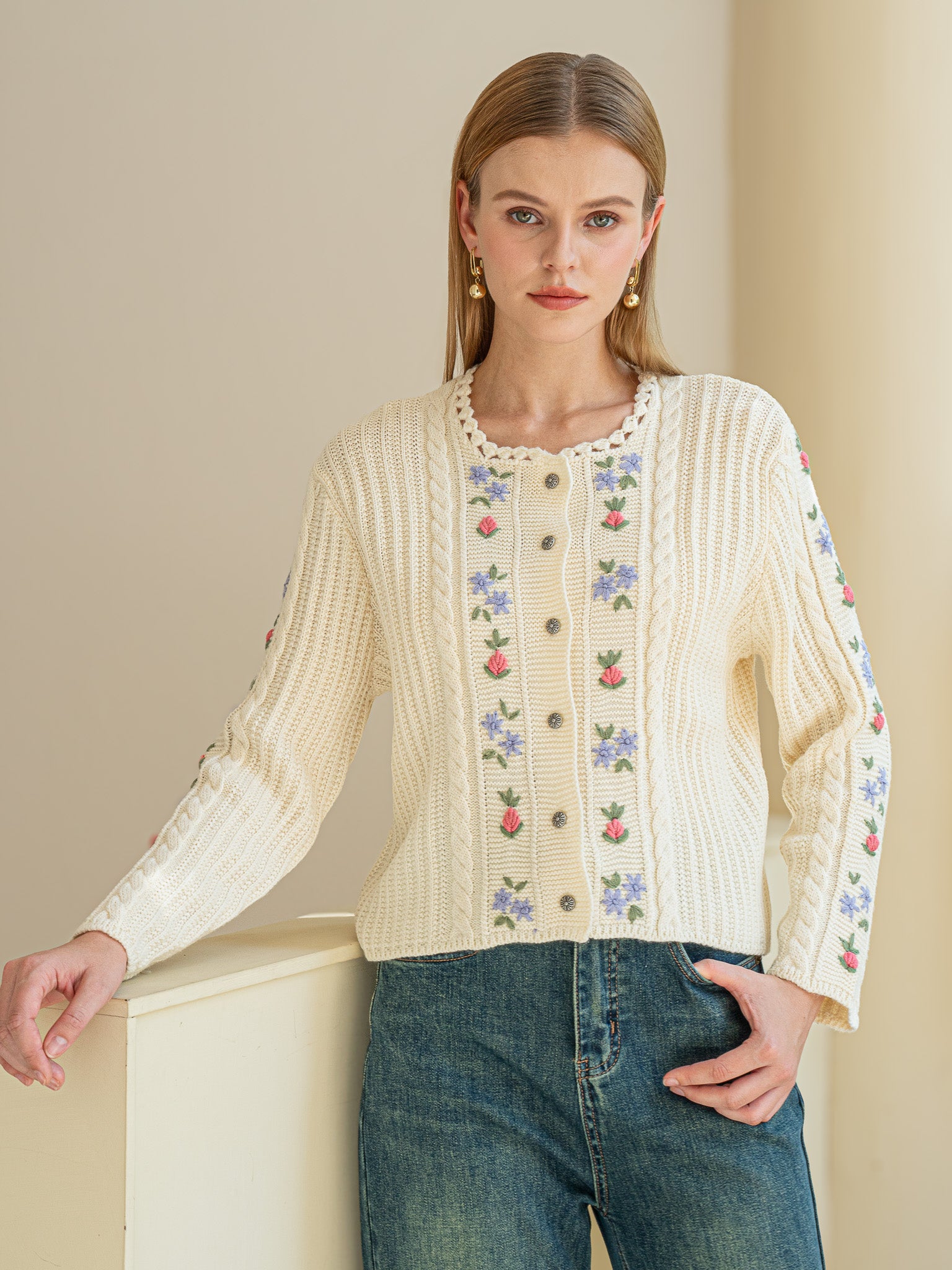 RP2460 - 100% Wool Vintage Floral Embroidered Cardigan (2S-2M-2L)