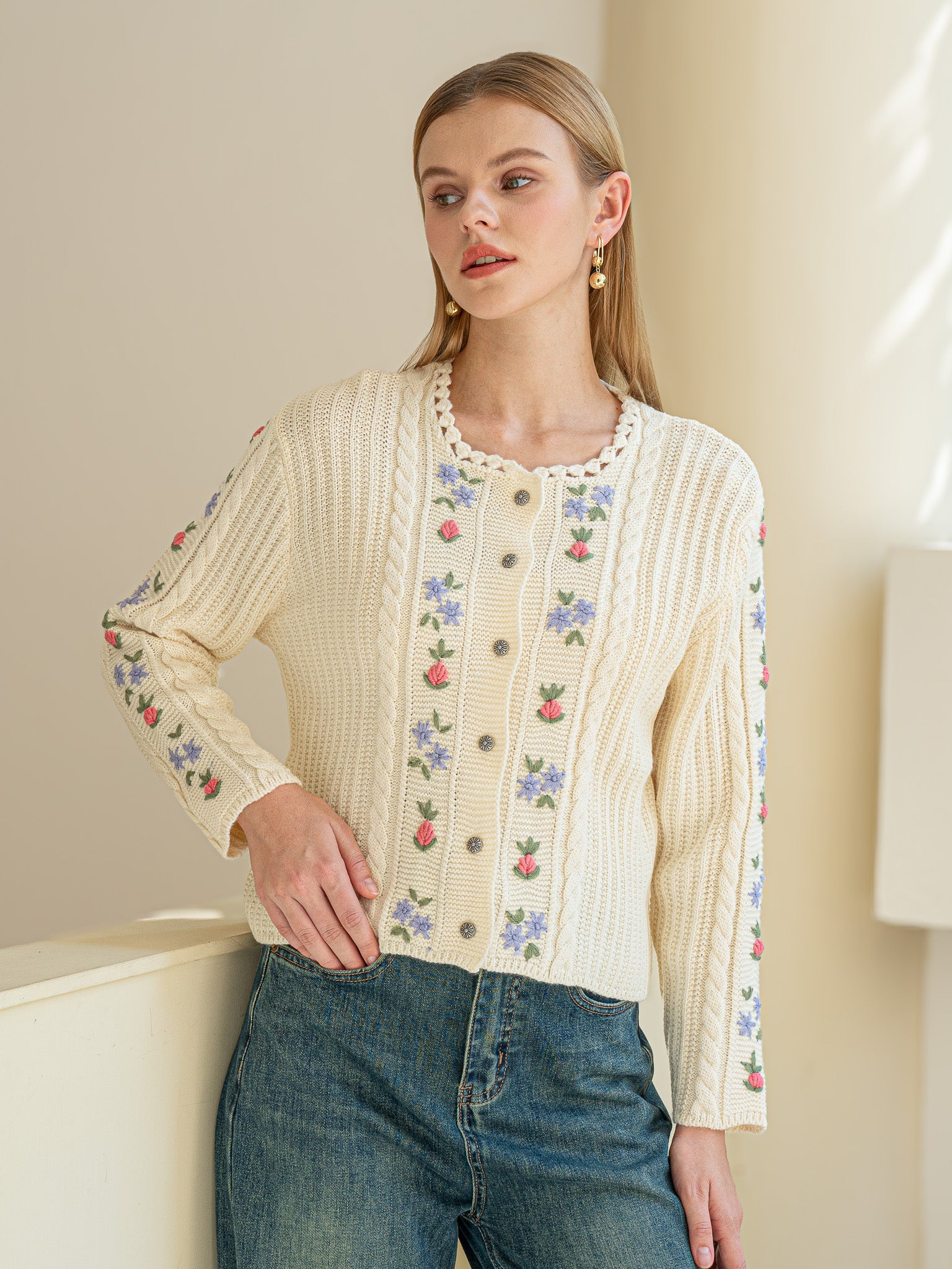 RP2460 - 100% Wool Vintage Floral Embroidered Cardigan (2S-2M-2L)