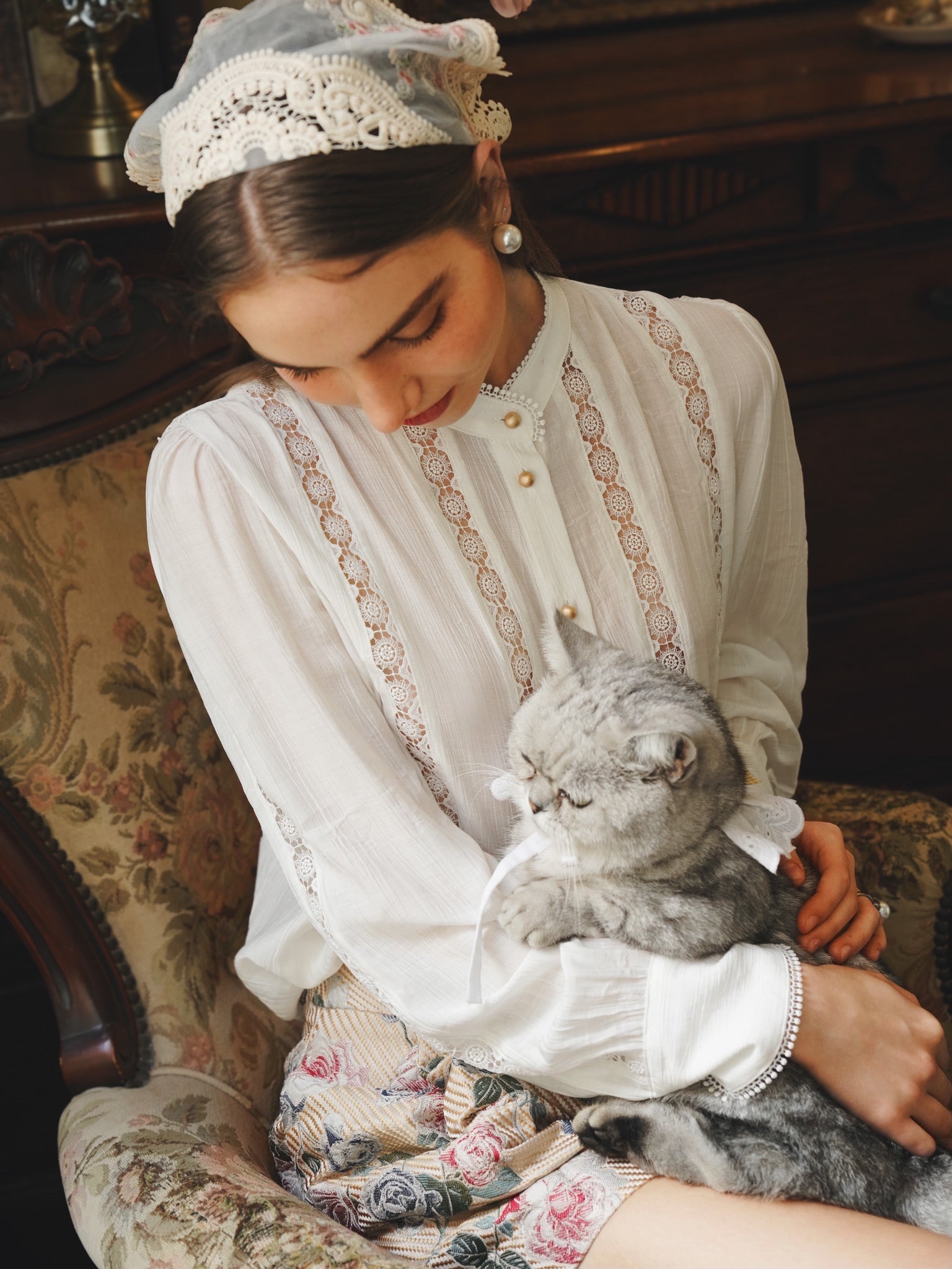 RP2225 - Vintage-Inspired Lace Trimmed Blouse (2S-2M-2L)