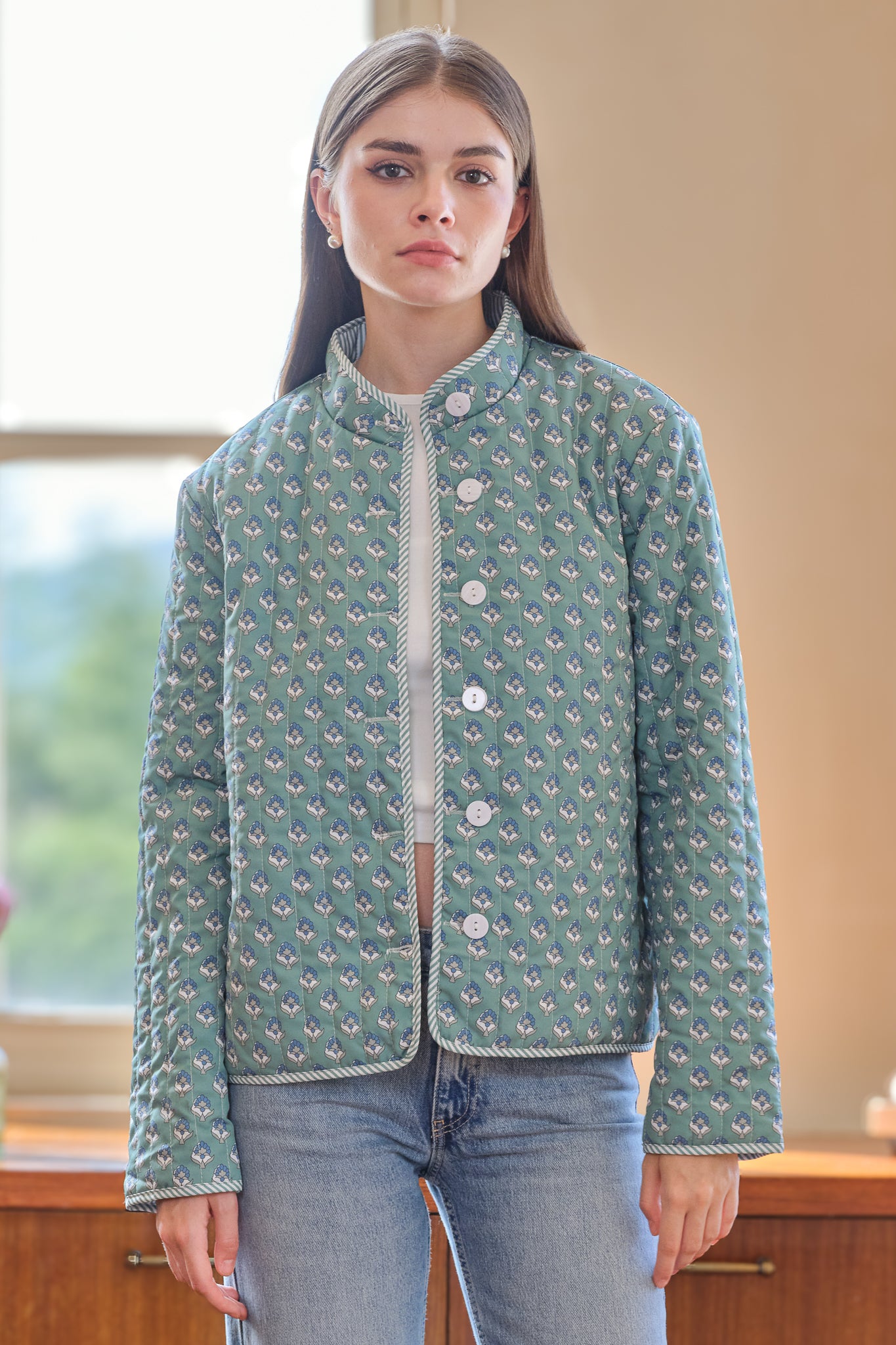 RP2566 - Two-in-One Reversible Floral and Stripe Jacket (2S-2M-2L)