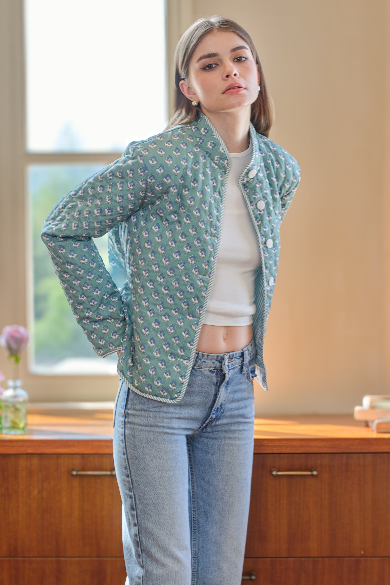 RP2566 - Two-in-One Reversible Floral and Stripe Jacket (2S-2M-2L)
