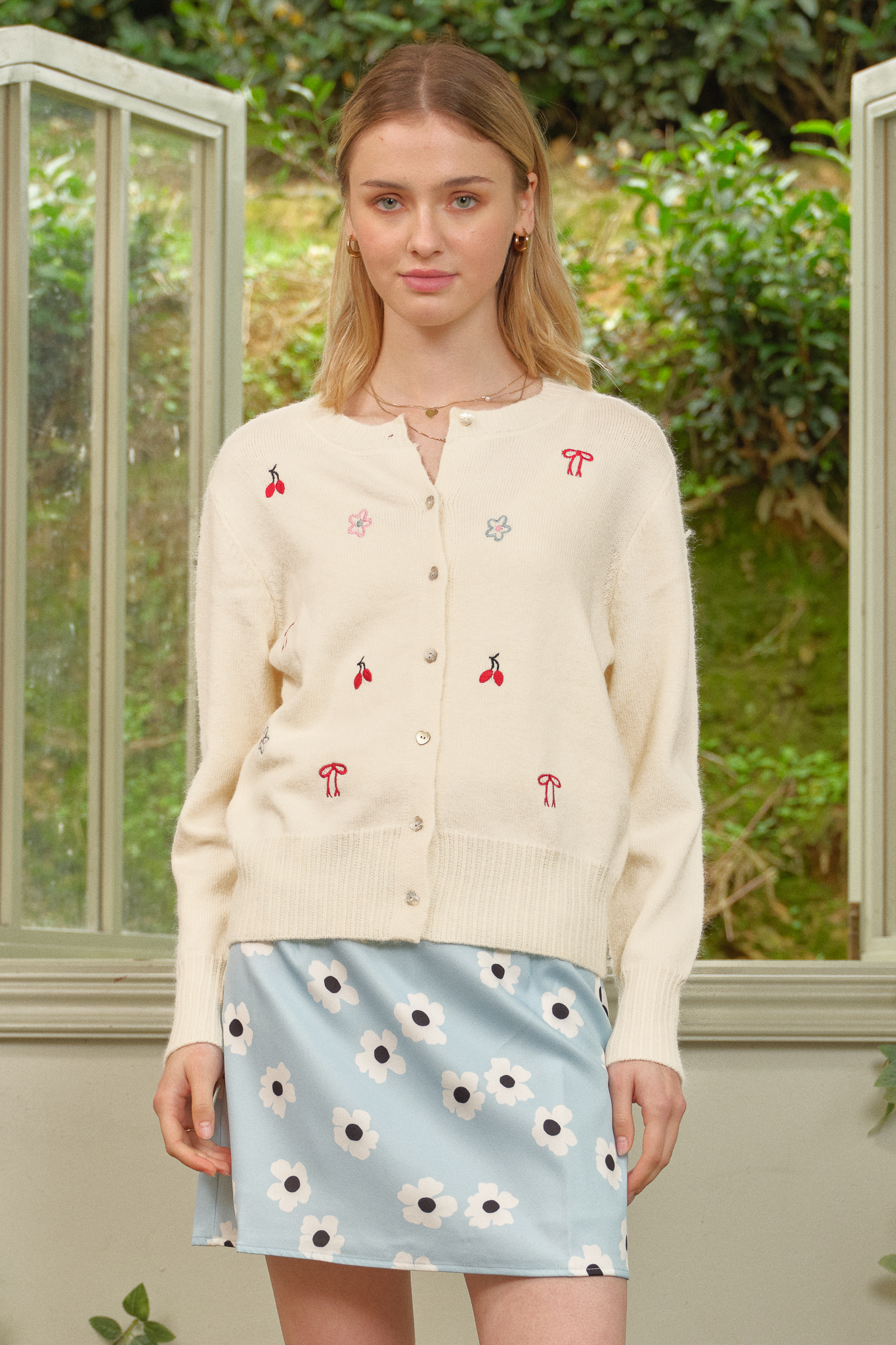 RP2661 - Sweetly Embroidered Knit Cardigan (2S-2M-2L)