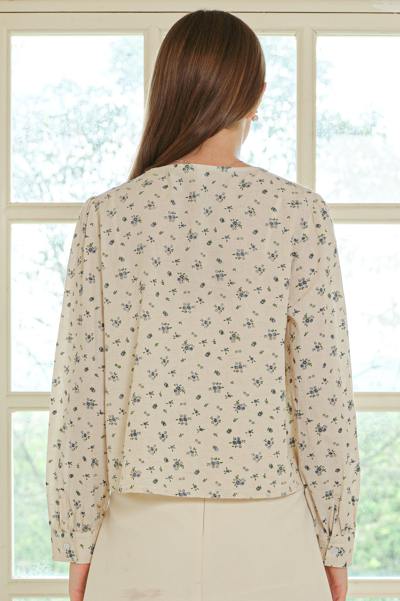 RP2578 - Subtle Floral Patterned Button-Up Blouse (2S-2M-2L)