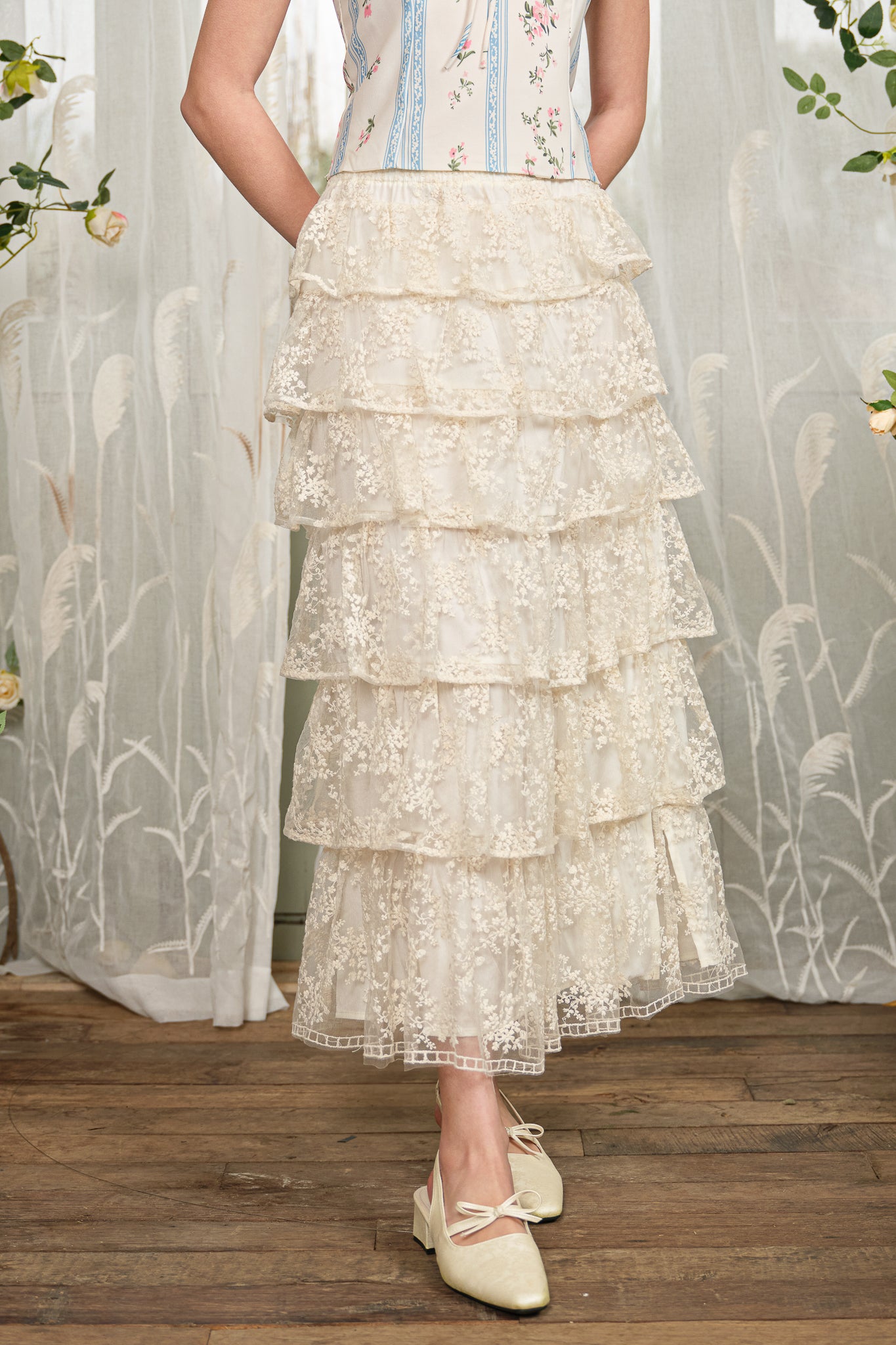 RP2834 - Ivory Embroidered Lace Tier Skirt (2S-2M-2L)
