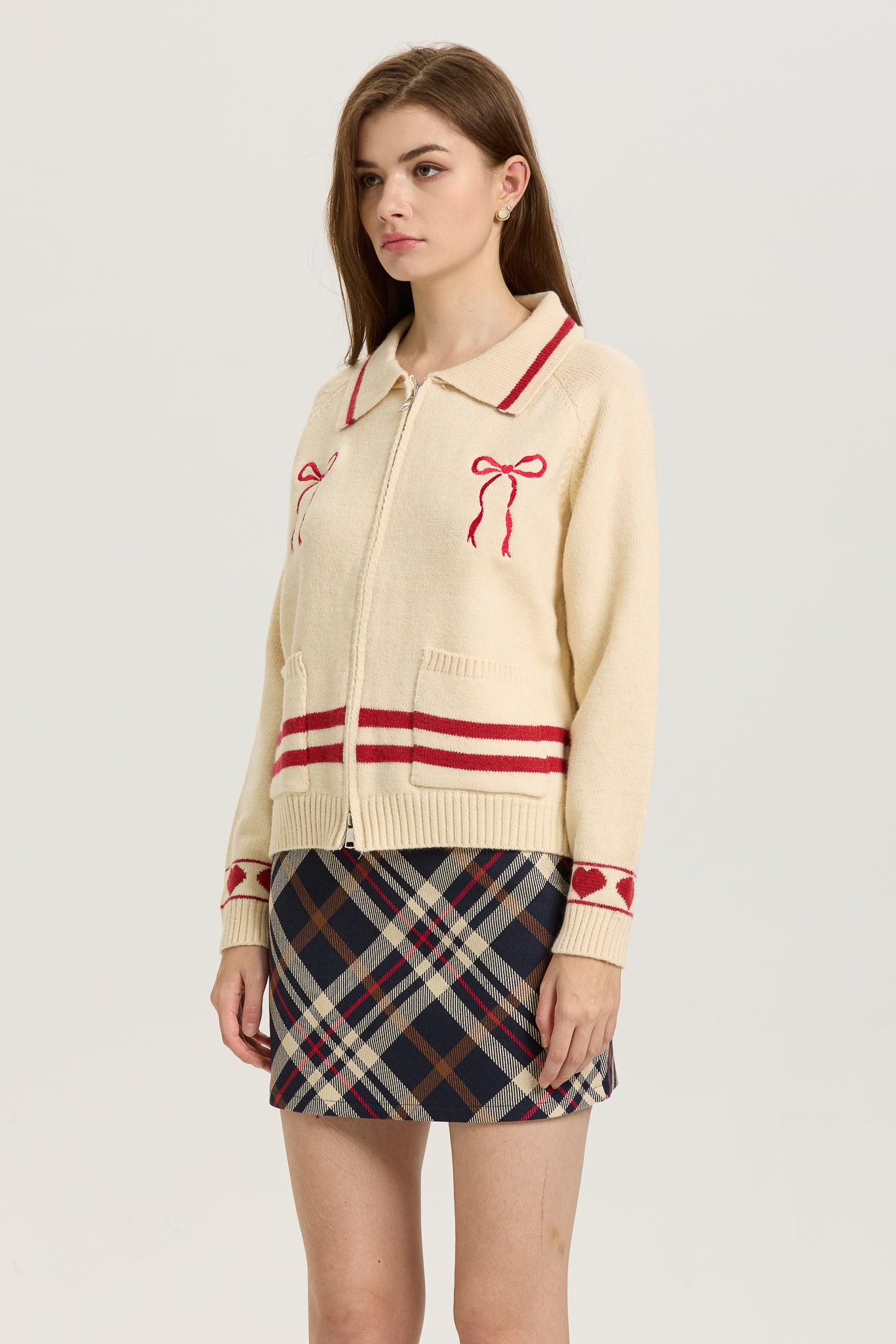 Cream Zip-Up Cardigan with Red Bow Embroidery (2S-2M-2L)