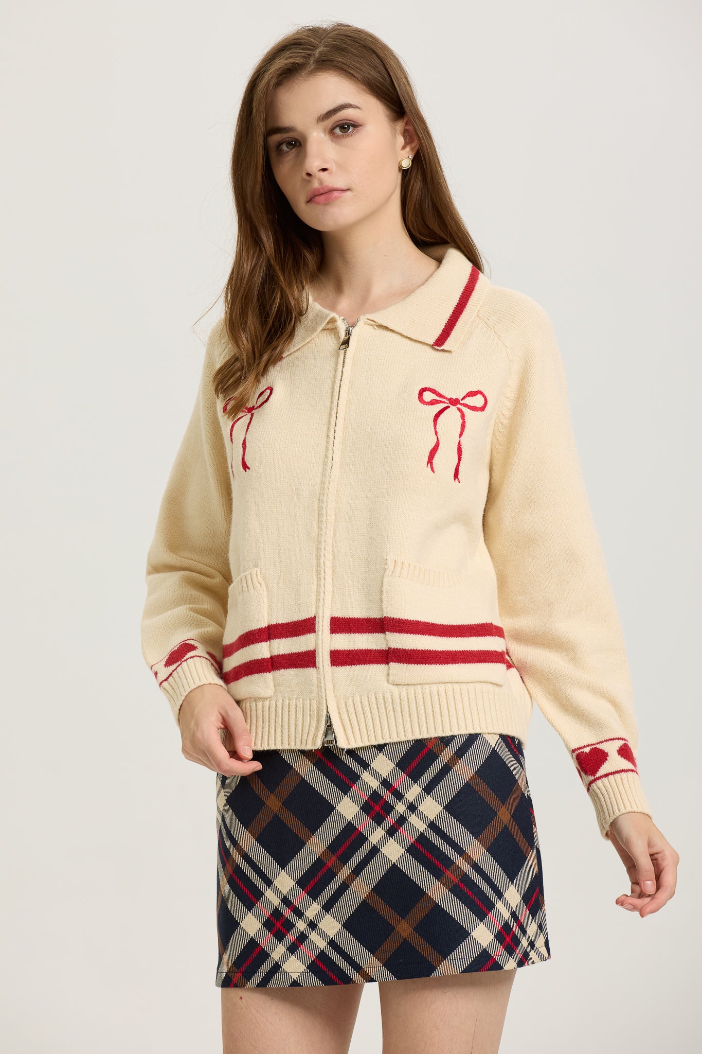 Cream Zip-Up Cardigan with Red Bow Embroidery (2S-2M-2L)