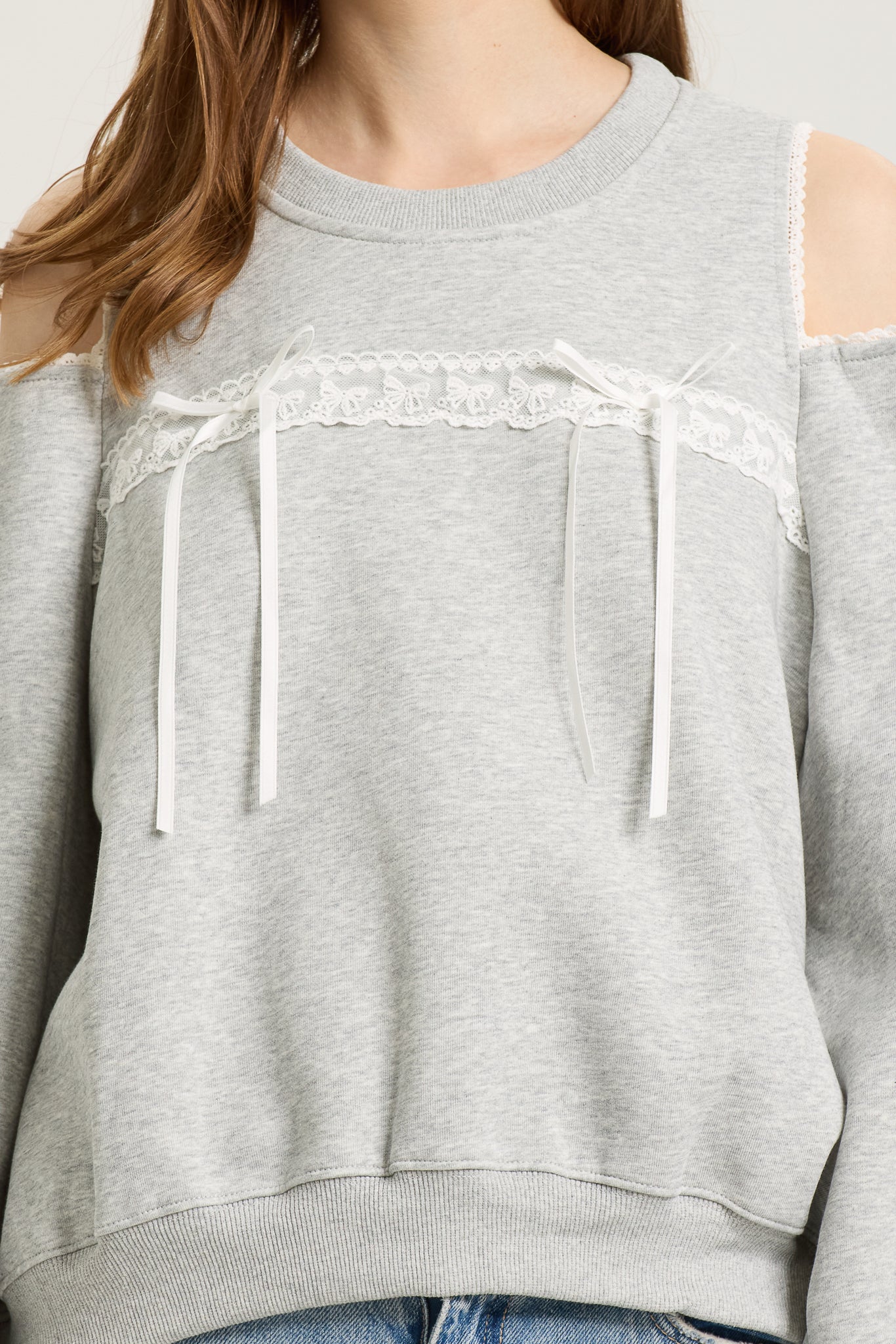 Lace-Trimmed Sweatshirt with Ribbon Details(2S-2M-2L)