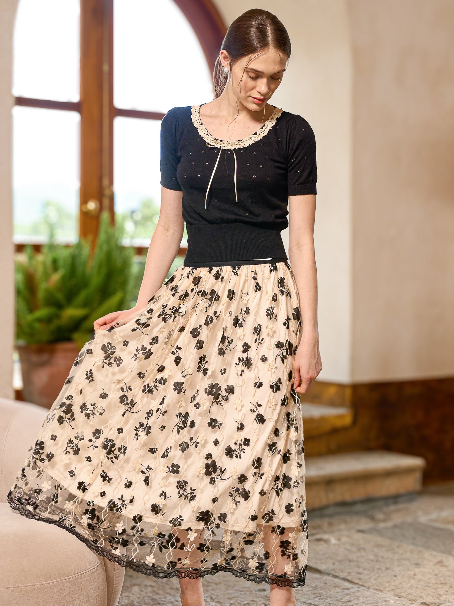 Black Lace Garden Skirt (2S-2M-2L)