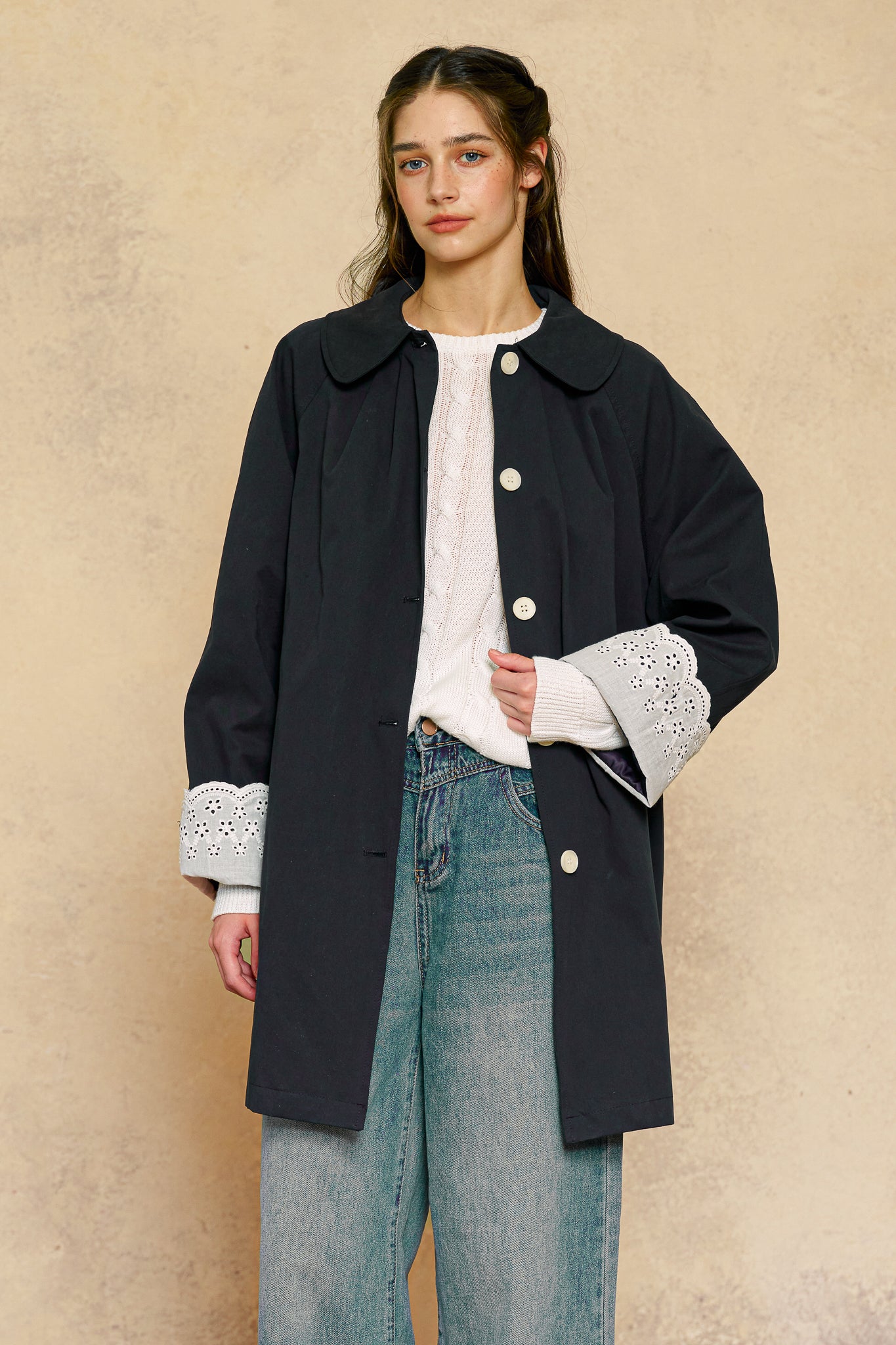 RP3056 - Scalloped Eyelet Cuff Coat (2S-2M-2L)