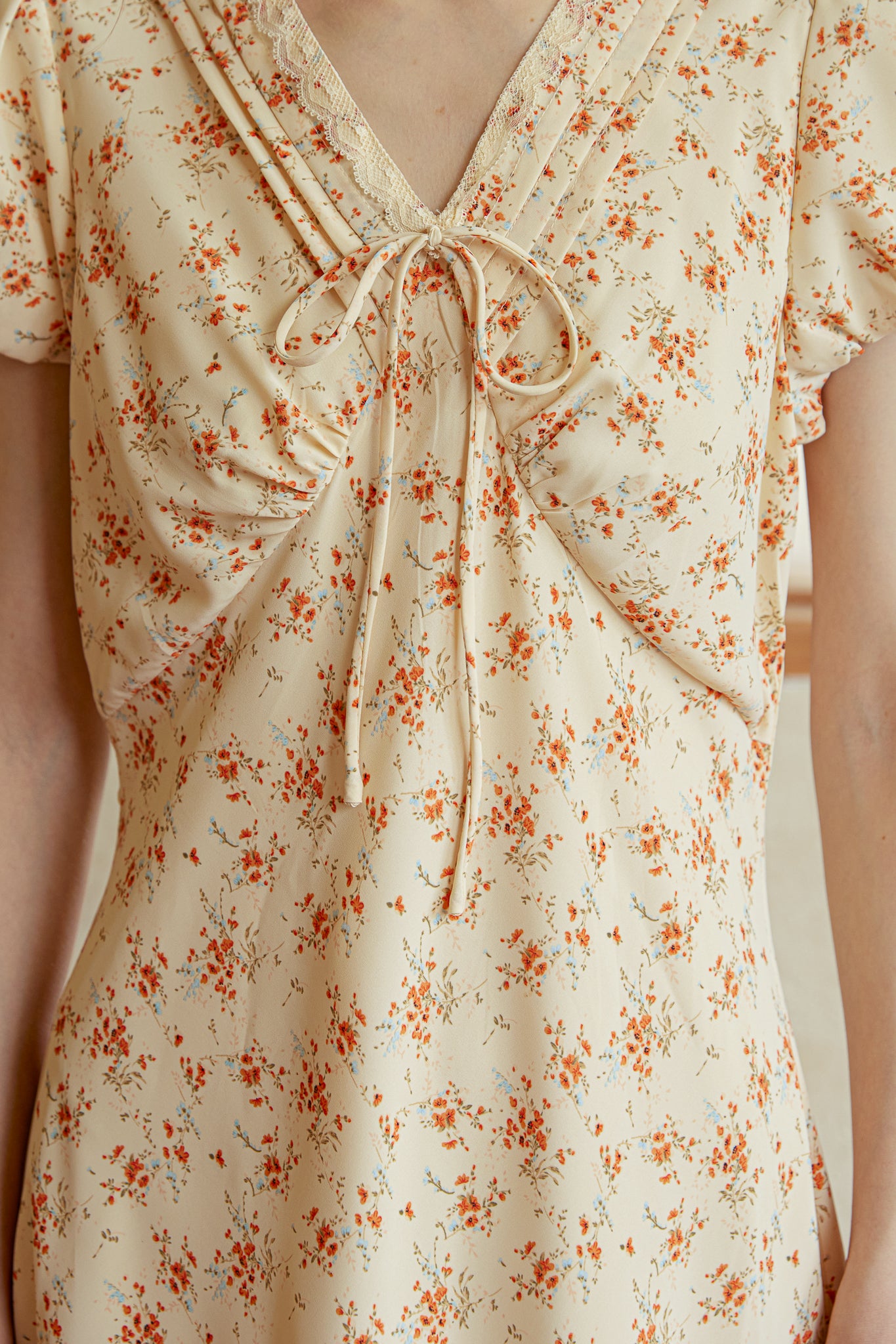 RP2968 - Vintage Petal V-Neck Midi Dress (2S-2M-2L)