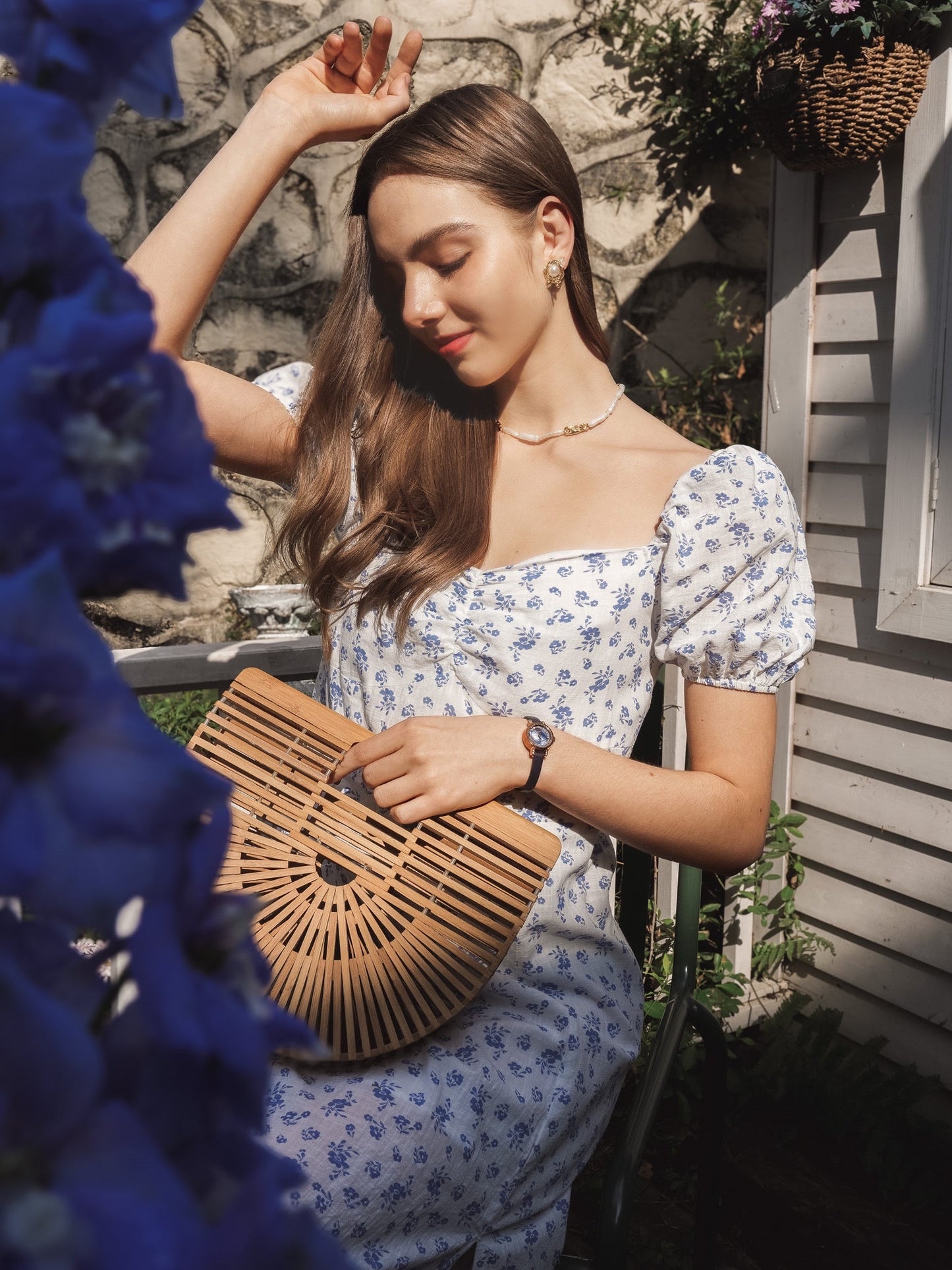 Vintage-Inspired Blue Floral Midi Dress with Puff Sleeves (2S-2M-2L)