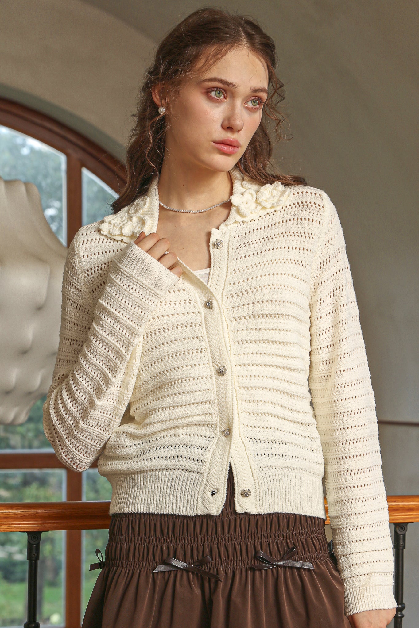 Ivory Cardigan with 3D Flower Collar (2S-2M-2L)