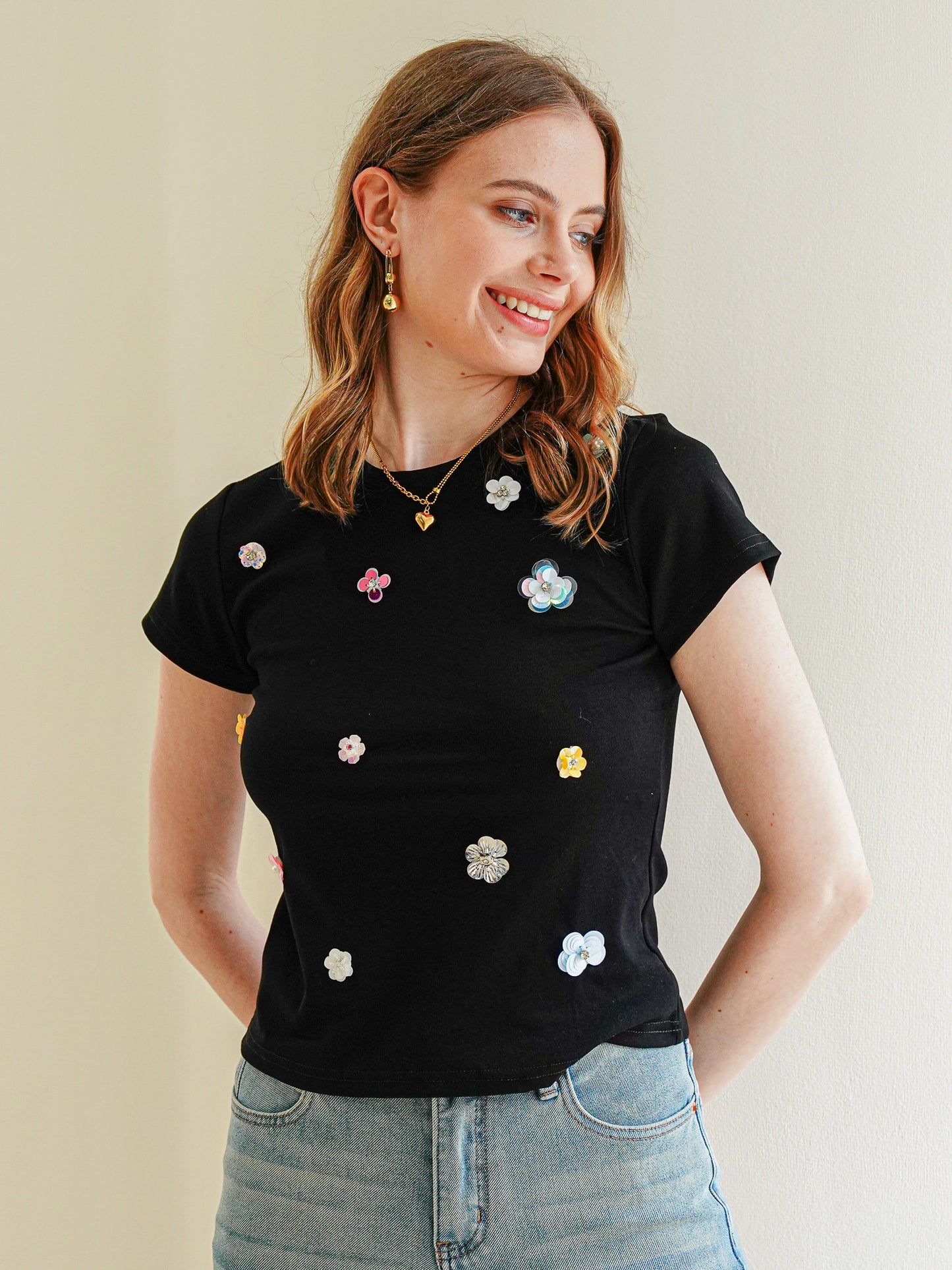 Jeweled 3D Floral Black T-Shirt (2S-2M-2L)