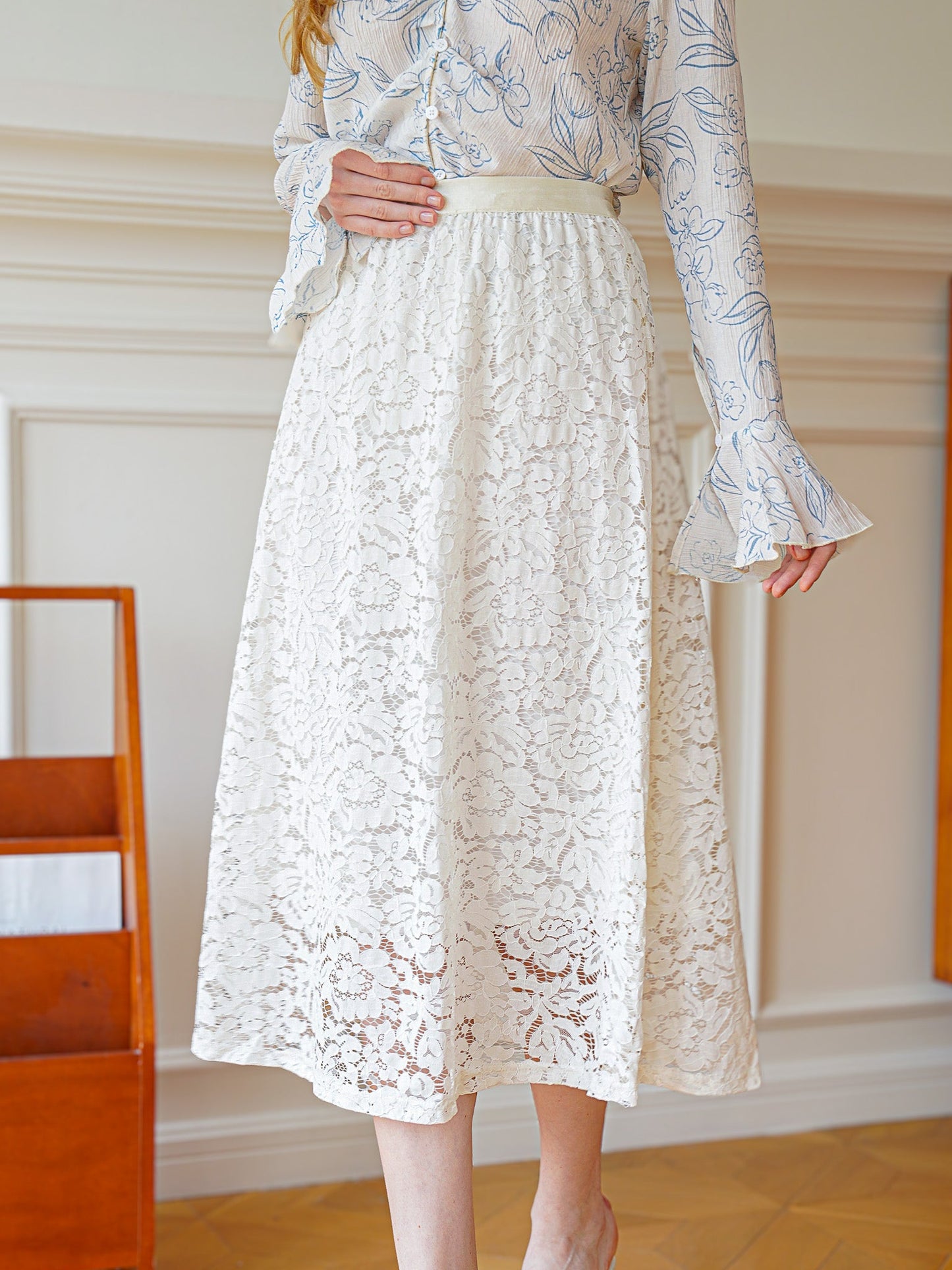 Cream Lace Midi Skirt (2S-2M-2L)