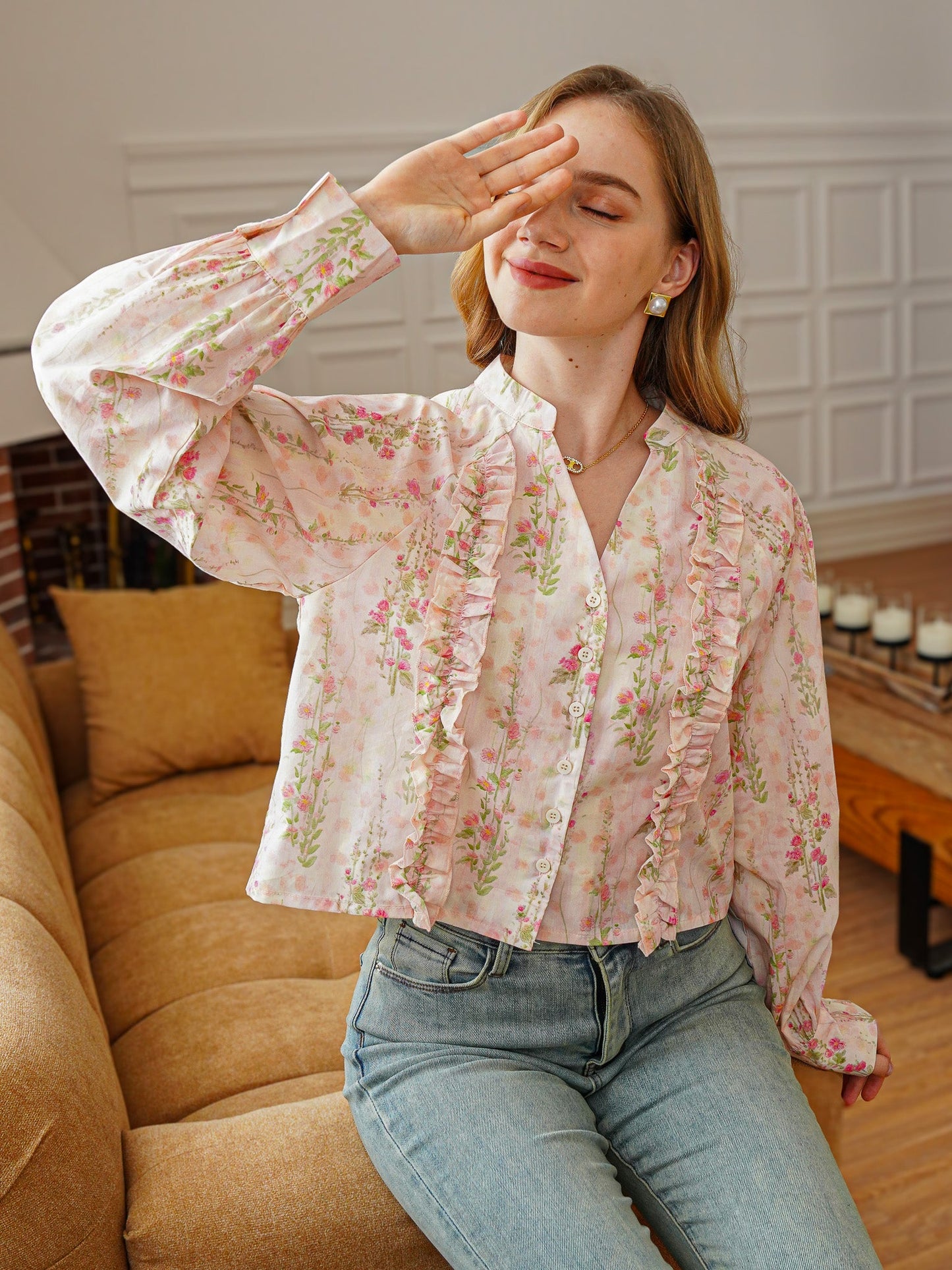 Spring Floral Ruffled Long-Sleeve Blouse (2S-2M-2L)