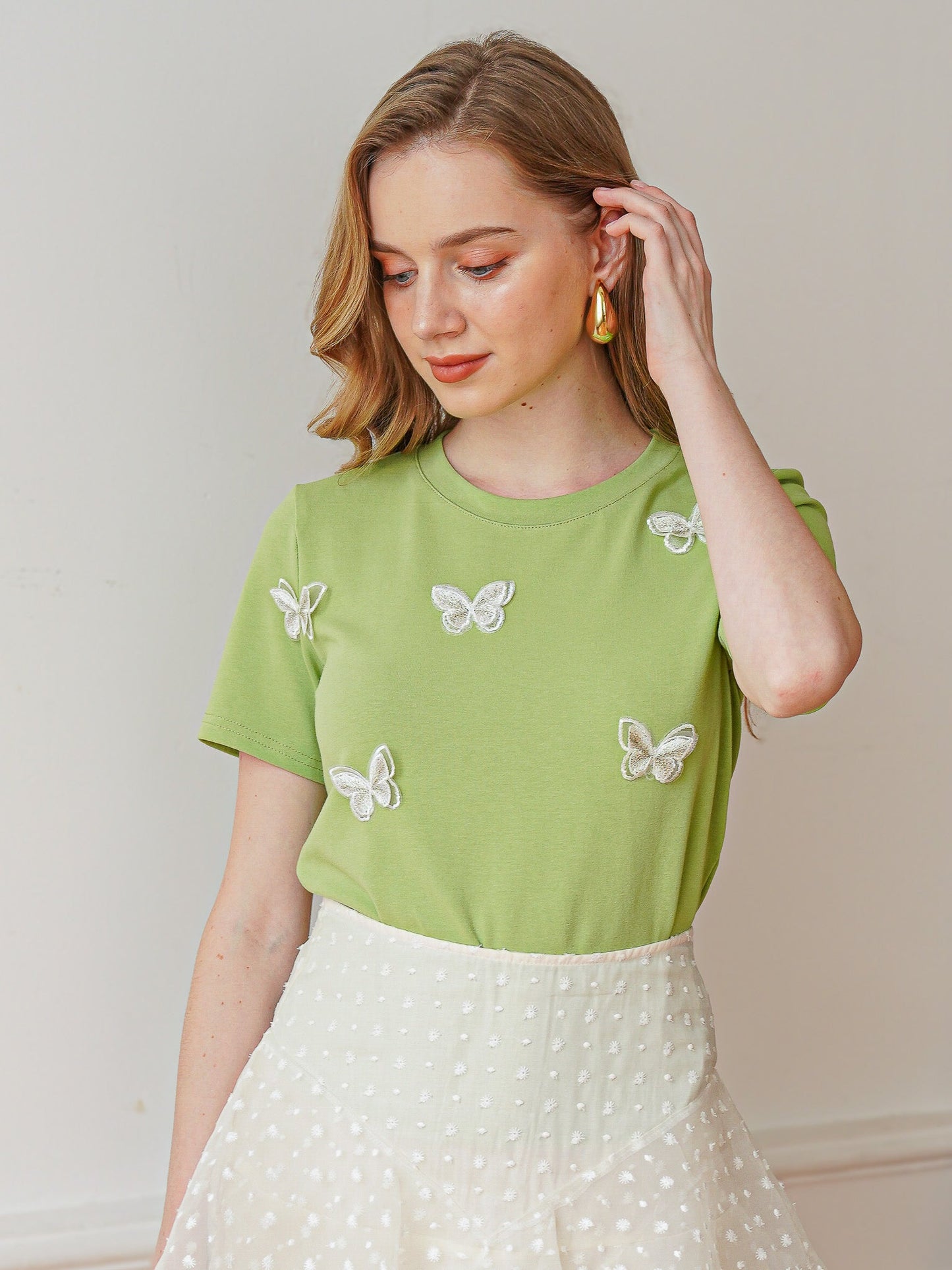 Spring Flutter Embroidered Butterfly Tee (2S-2M-2L)