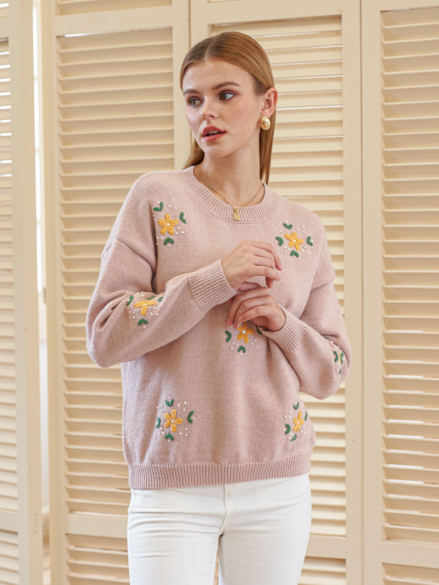 Light Pink Sweater with Embroidered Flowers (2S-2M-2L)