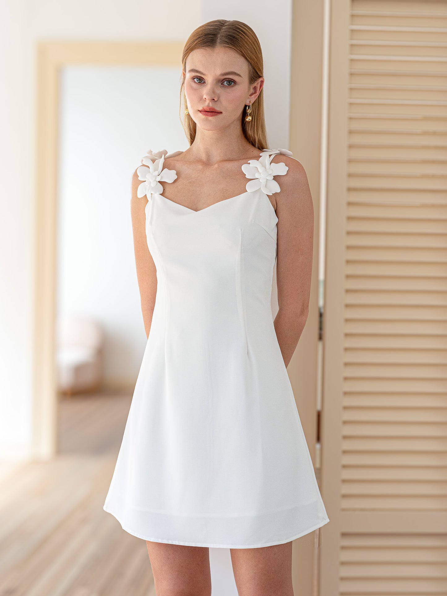 Timeless White Dress with Flower Appliqués (2S-2M-2L)