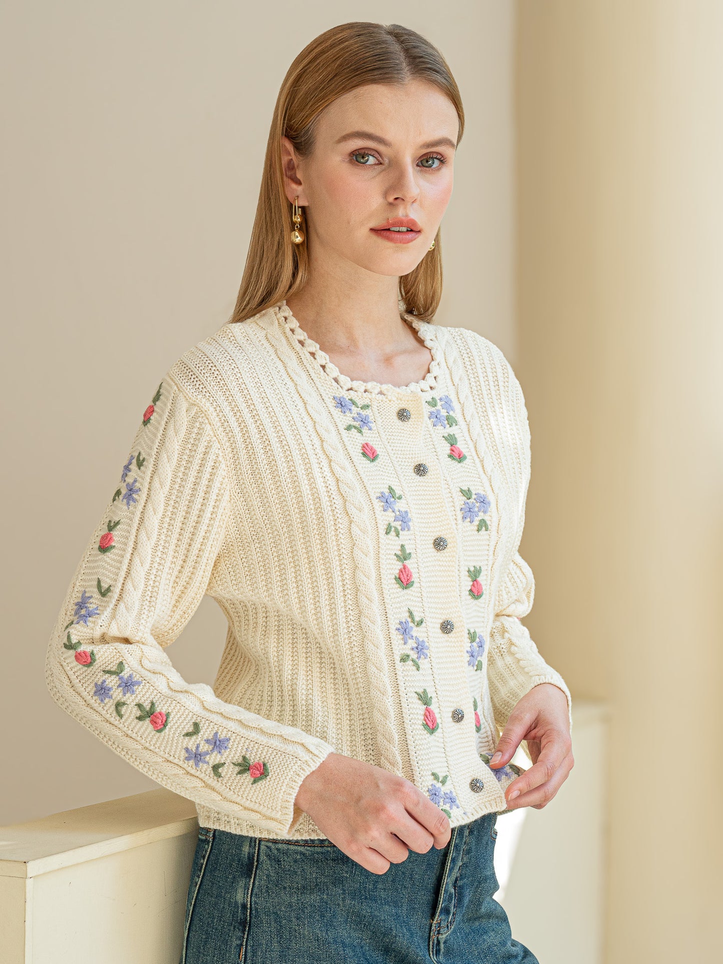 100% Wool Vintage Floral Embroidered Cardigan (2S-2M-2L)