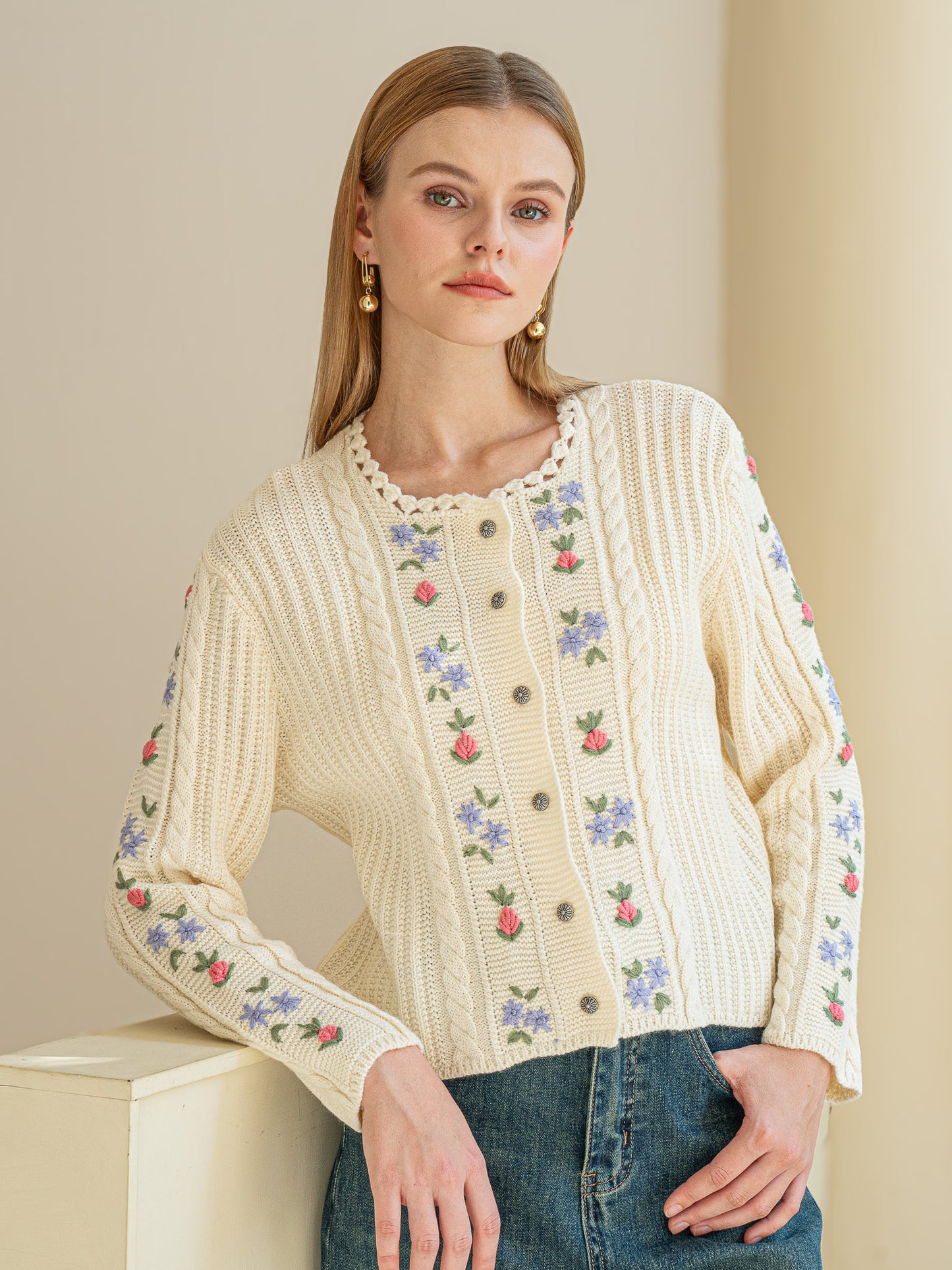 100% Wool Vintage Floral Embroidered Cardigan (2S-2M-2L)