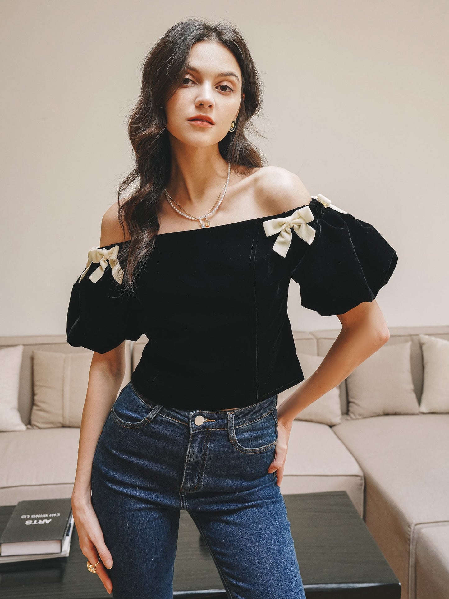 Black Bow-Tie Velvet Off-Shoulder Top (2S-2M-2L)