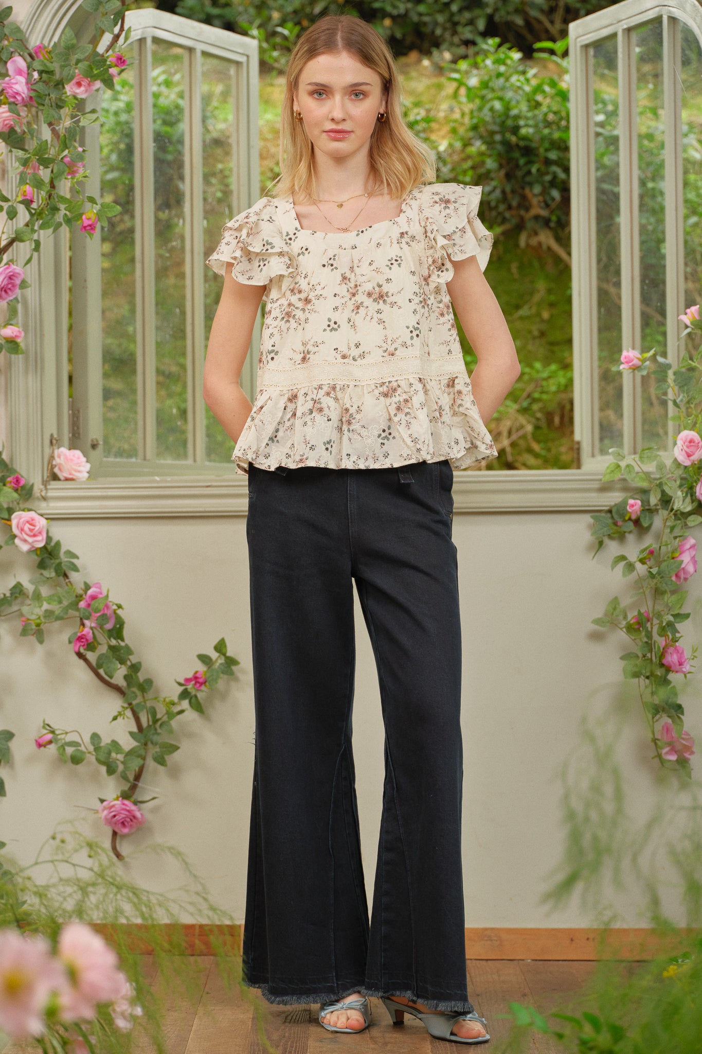 RP2725 - Floral Ruffle Eyelet Blouse (2S-2M-2L)