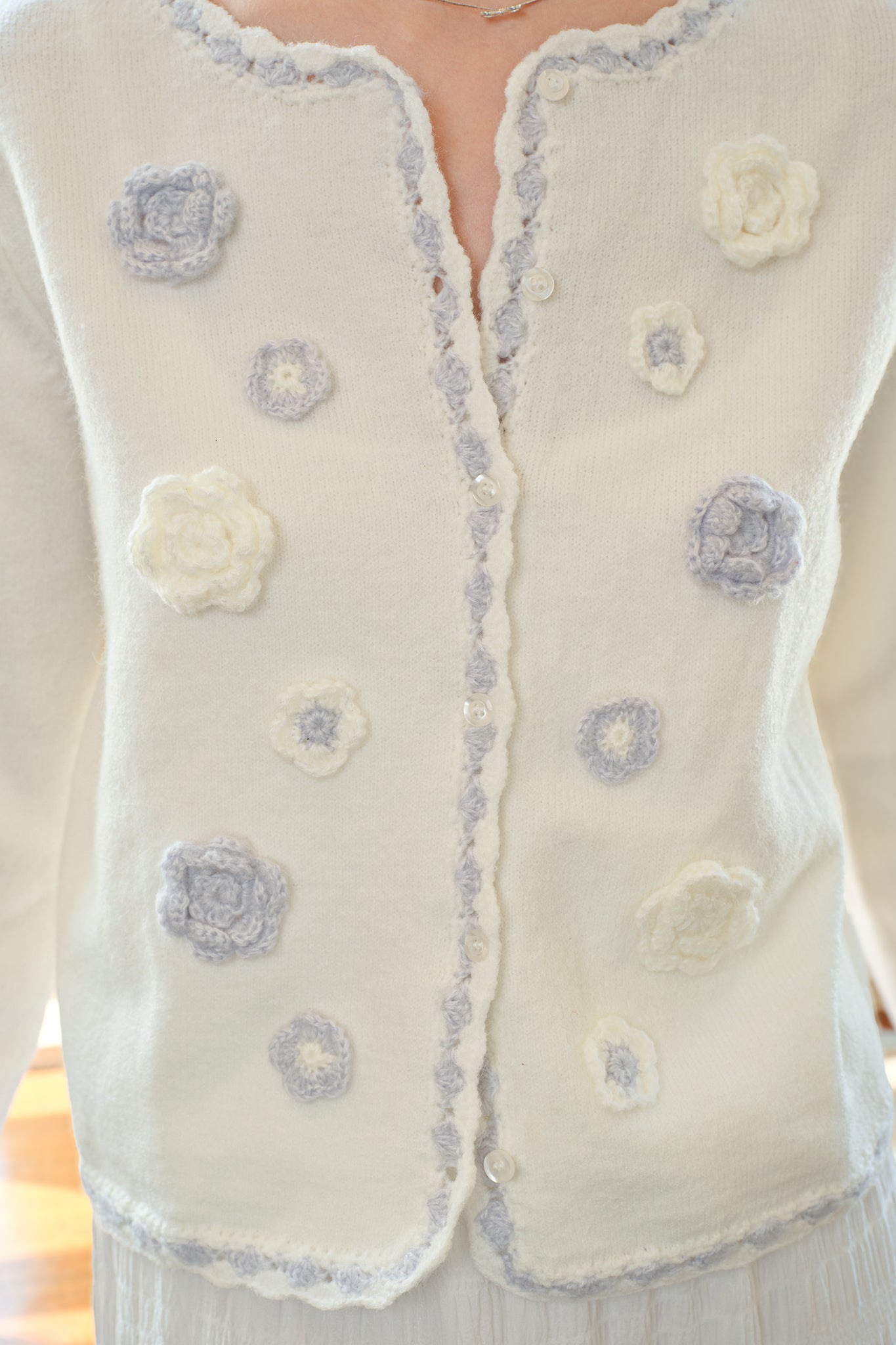 Crochet 3D Flower Cardigan (2S-2M-2L)